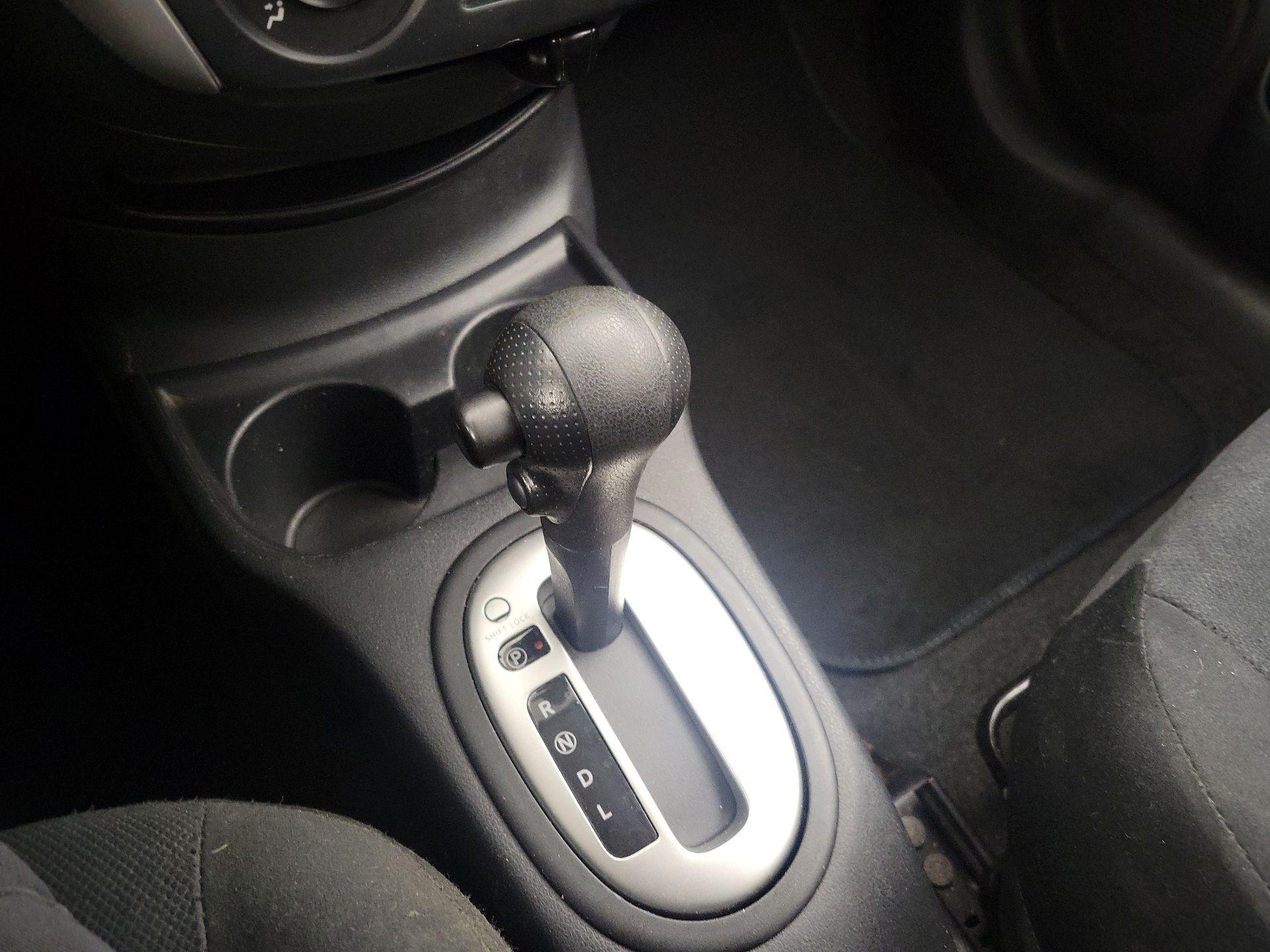 Thumbnail: 2015 Nissan Versa Note - 16