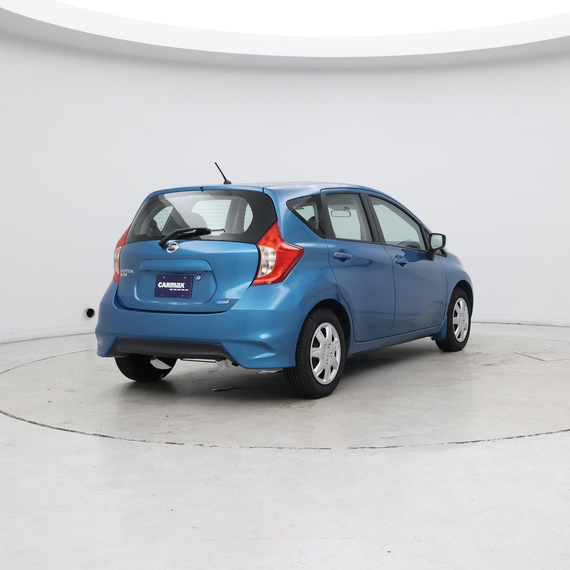 Thumbnail: 2015 Nissan Versa Note - 8