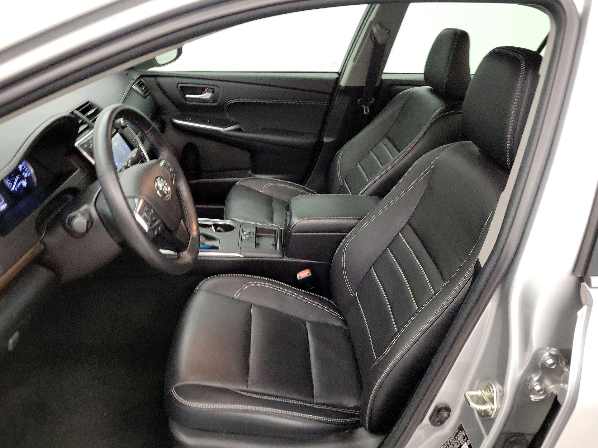 Thumbnail: 2017 Toyota Camry - 11