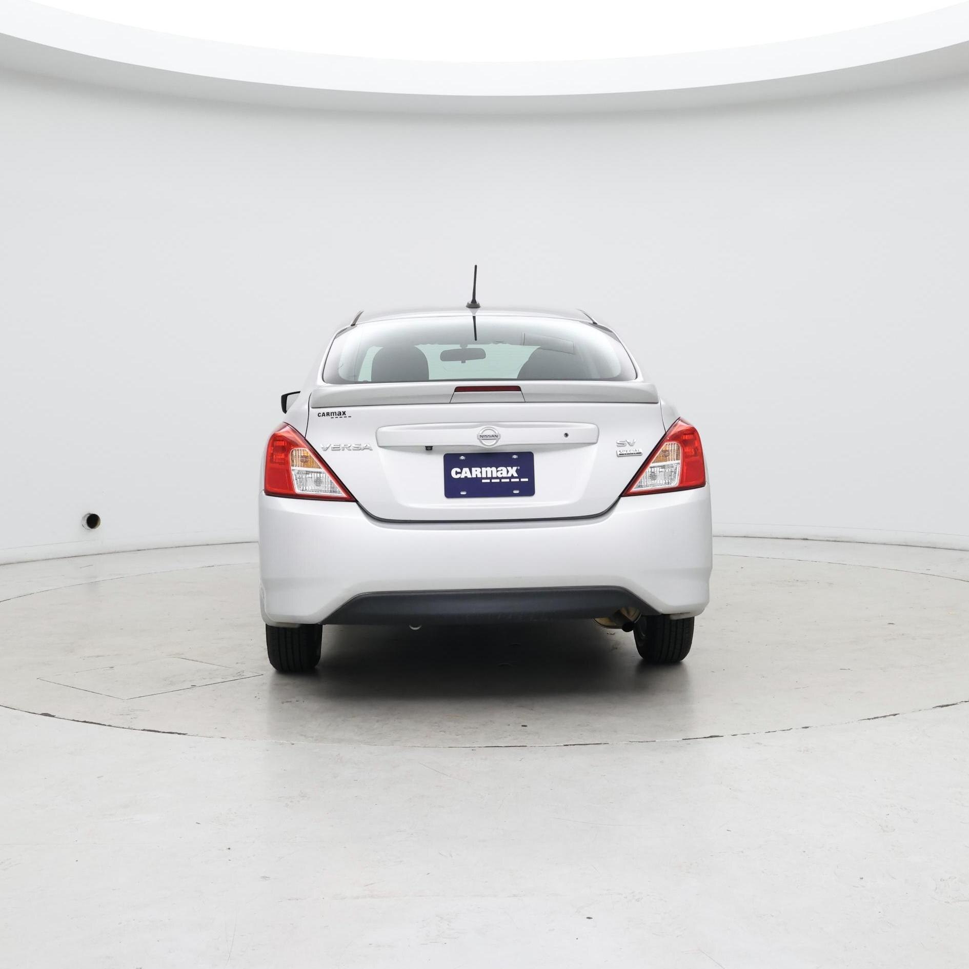 Thumbnail: 2018 Nissan Versa - 6