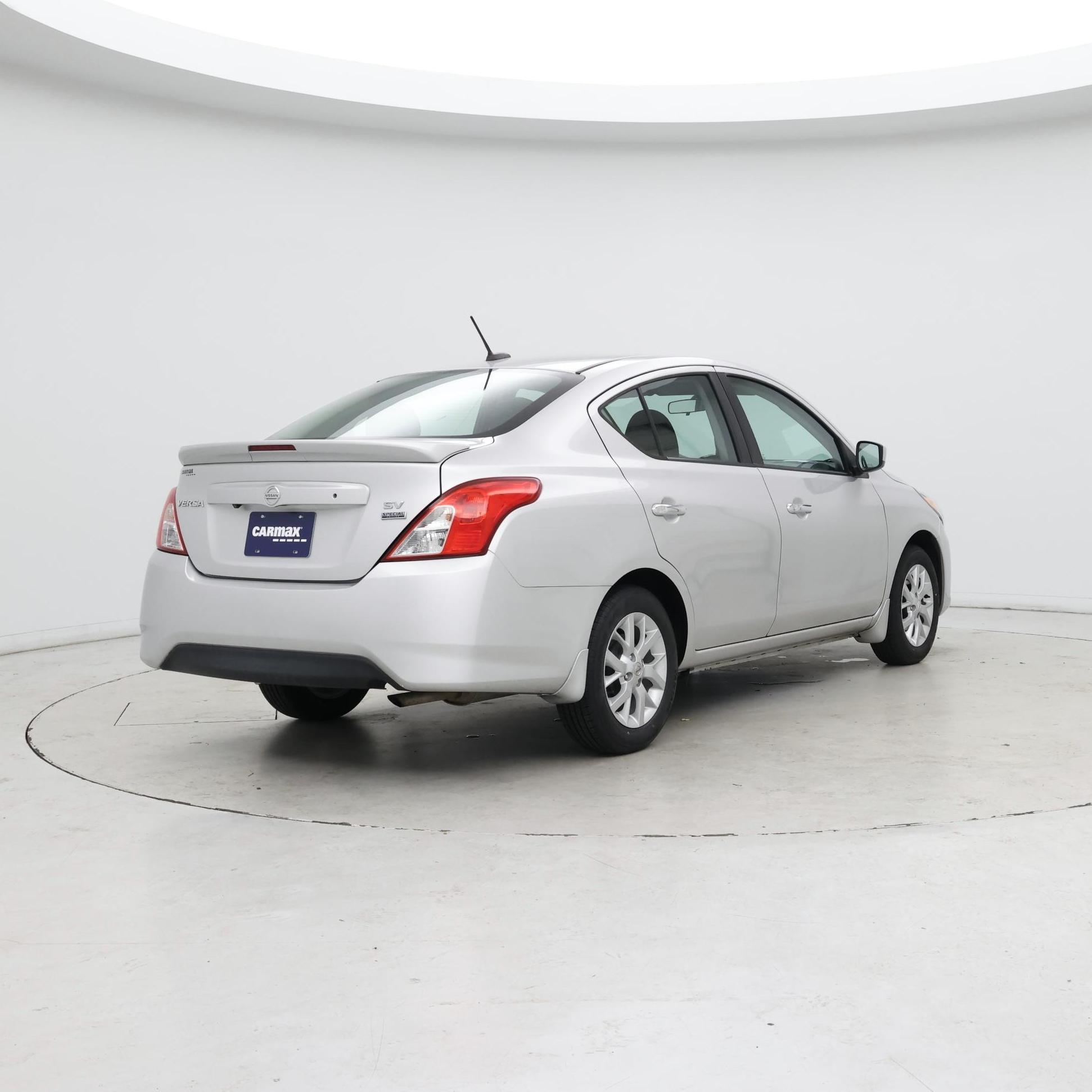 Thumbnail: 2018 Nissan Versa - 8