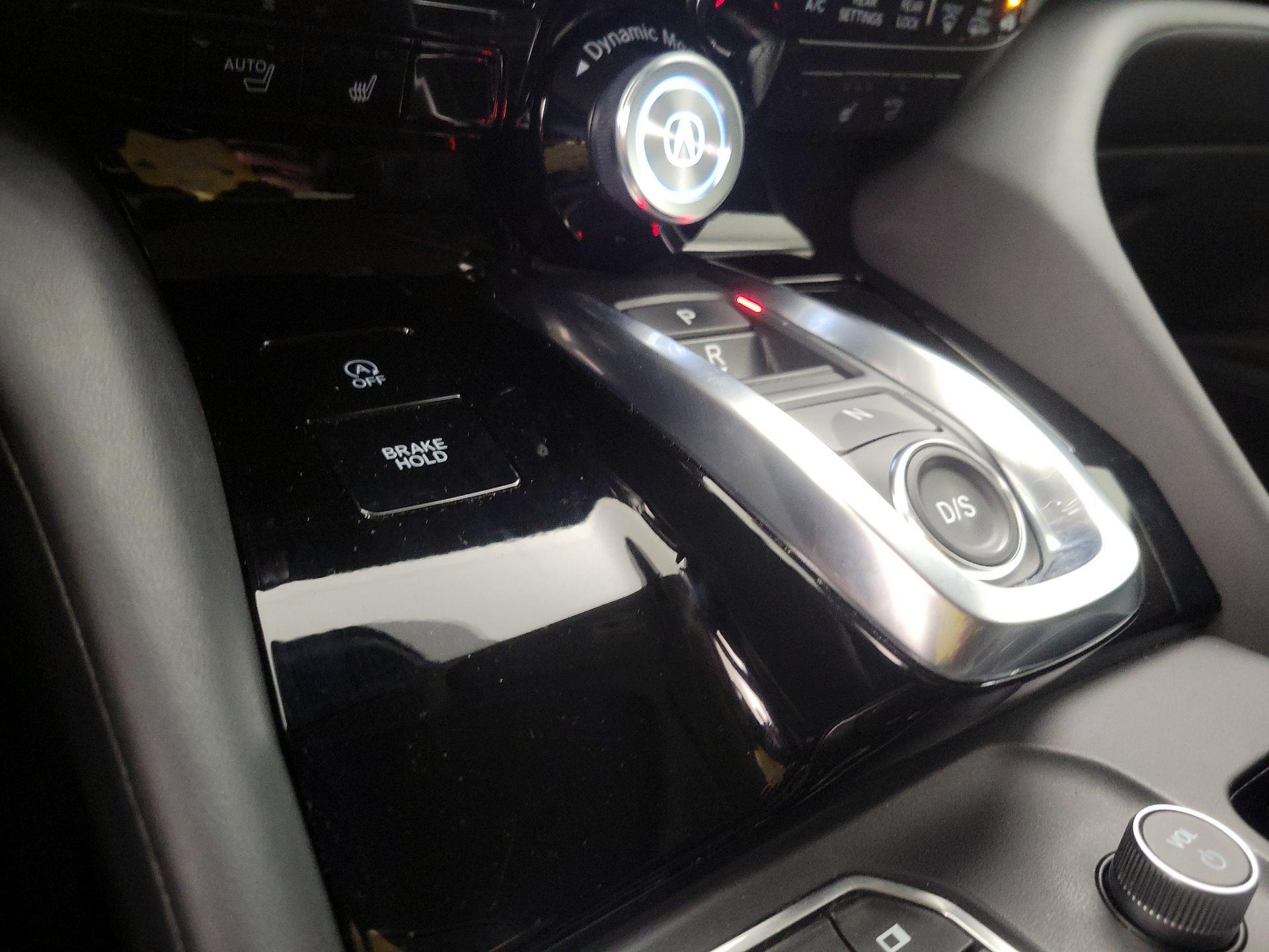 Thumbnail: 2022 Acura MDX - 18