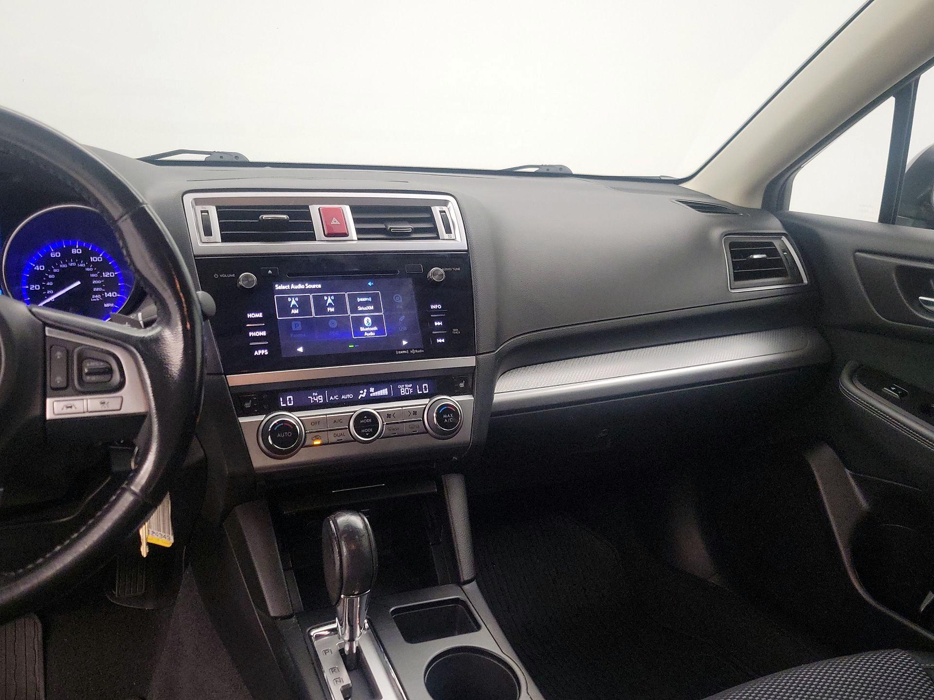Thumbnail: 2016 Subaru Outback - 9