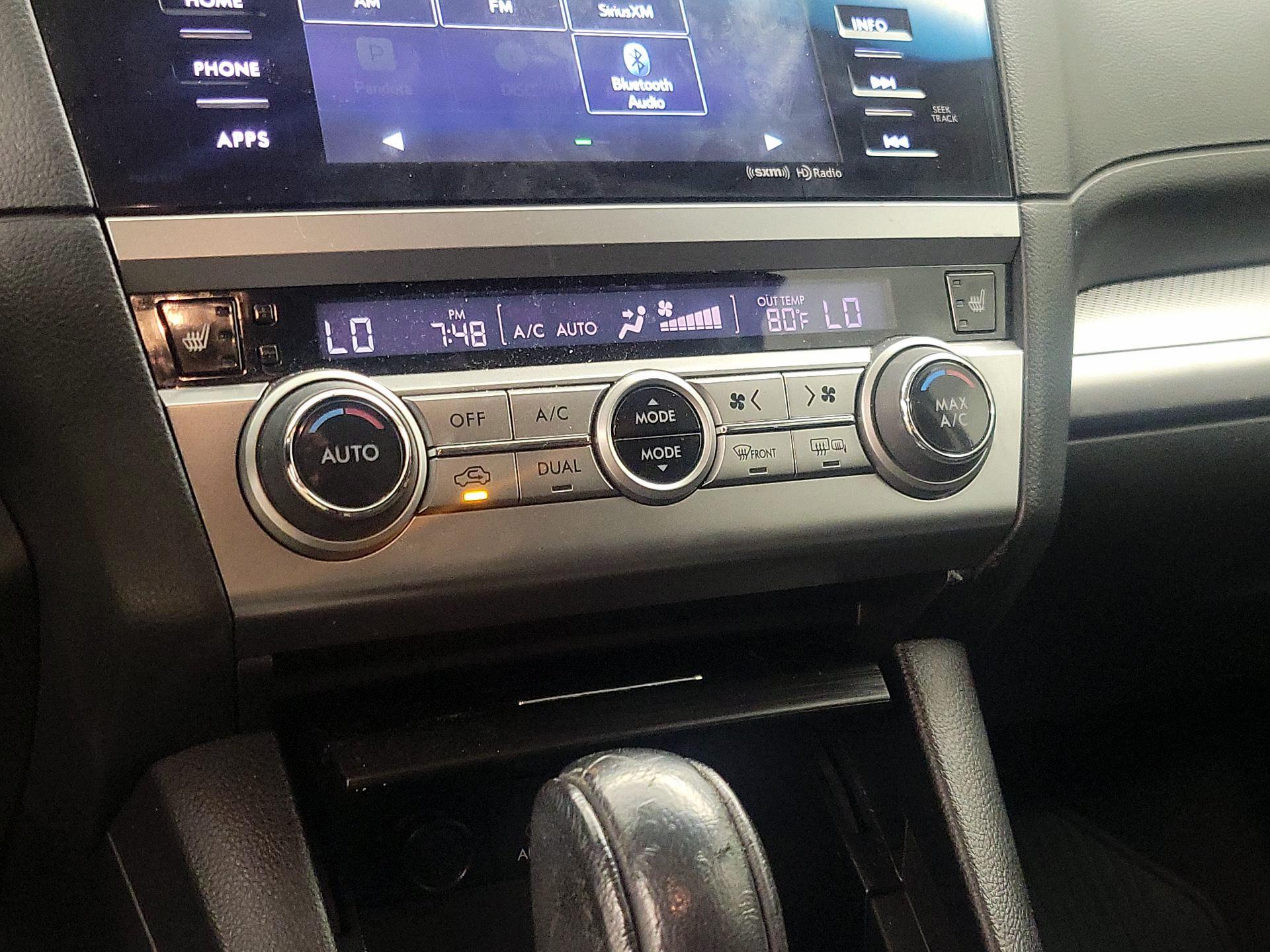 Thumbnail: 2016 Subaru Outback - 16