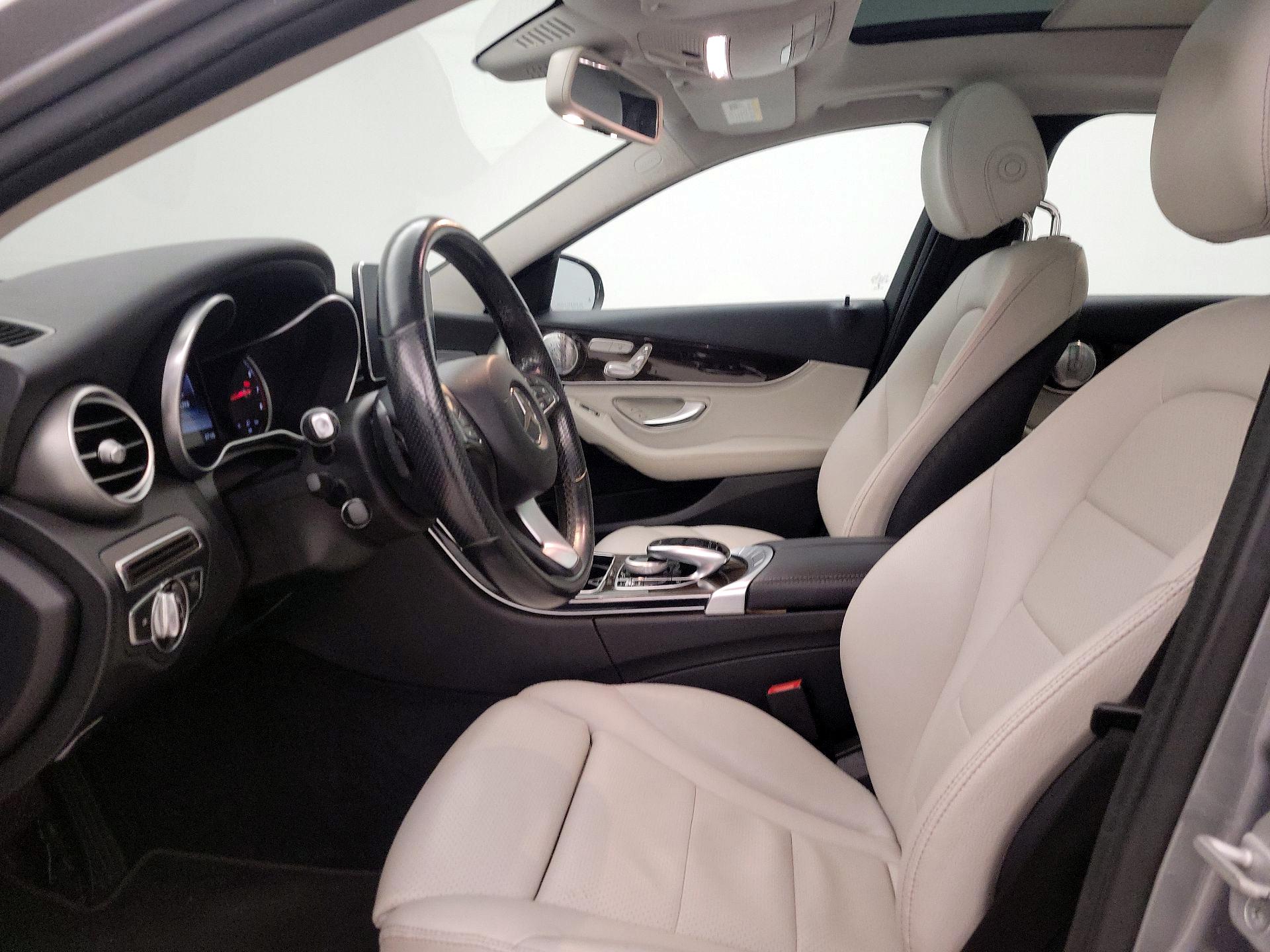 Thumbnail: 2016 Mercedes-Benz C-Class - 11