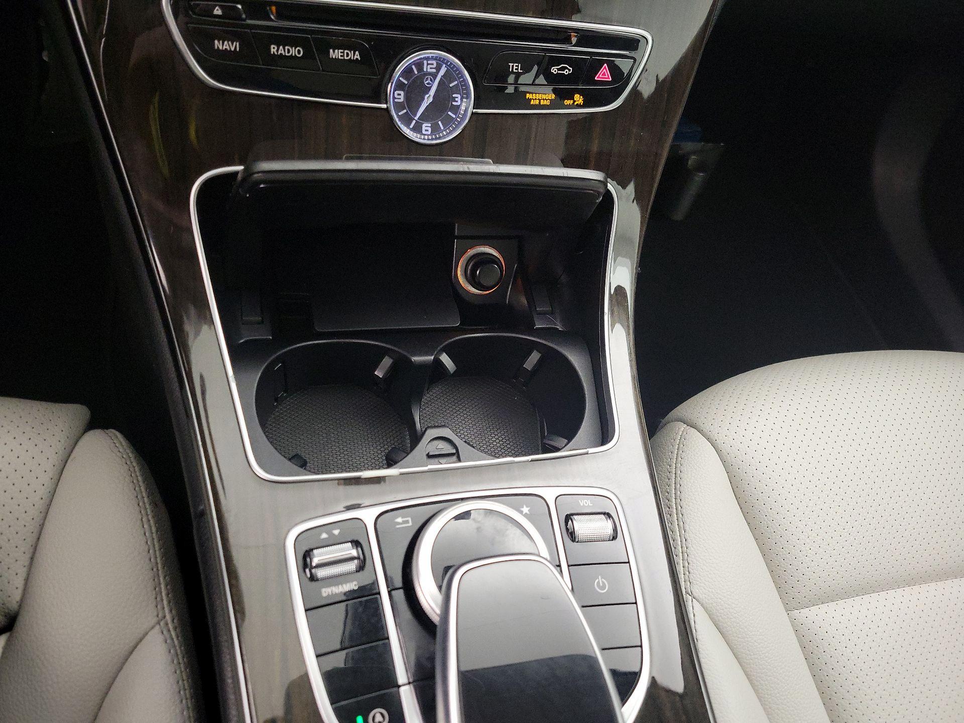 Thumbnail: 2016 Mercedes-Benz C-Class - 17