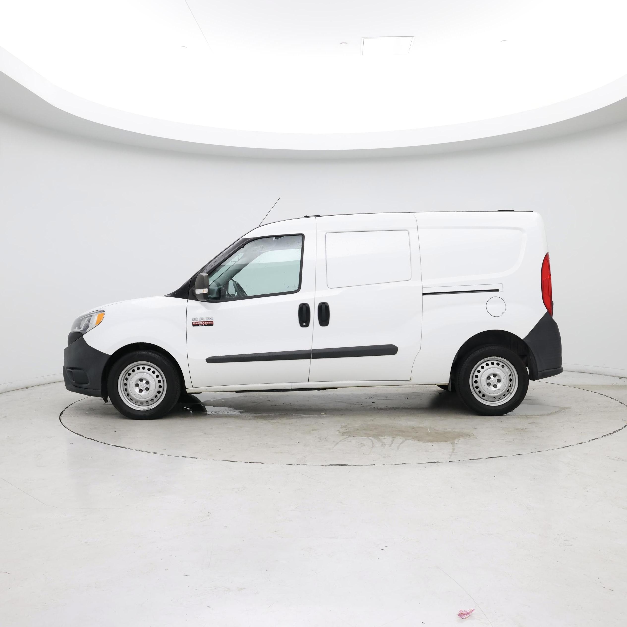 Thumbnail: 2018 RAM ProMaster City - 3