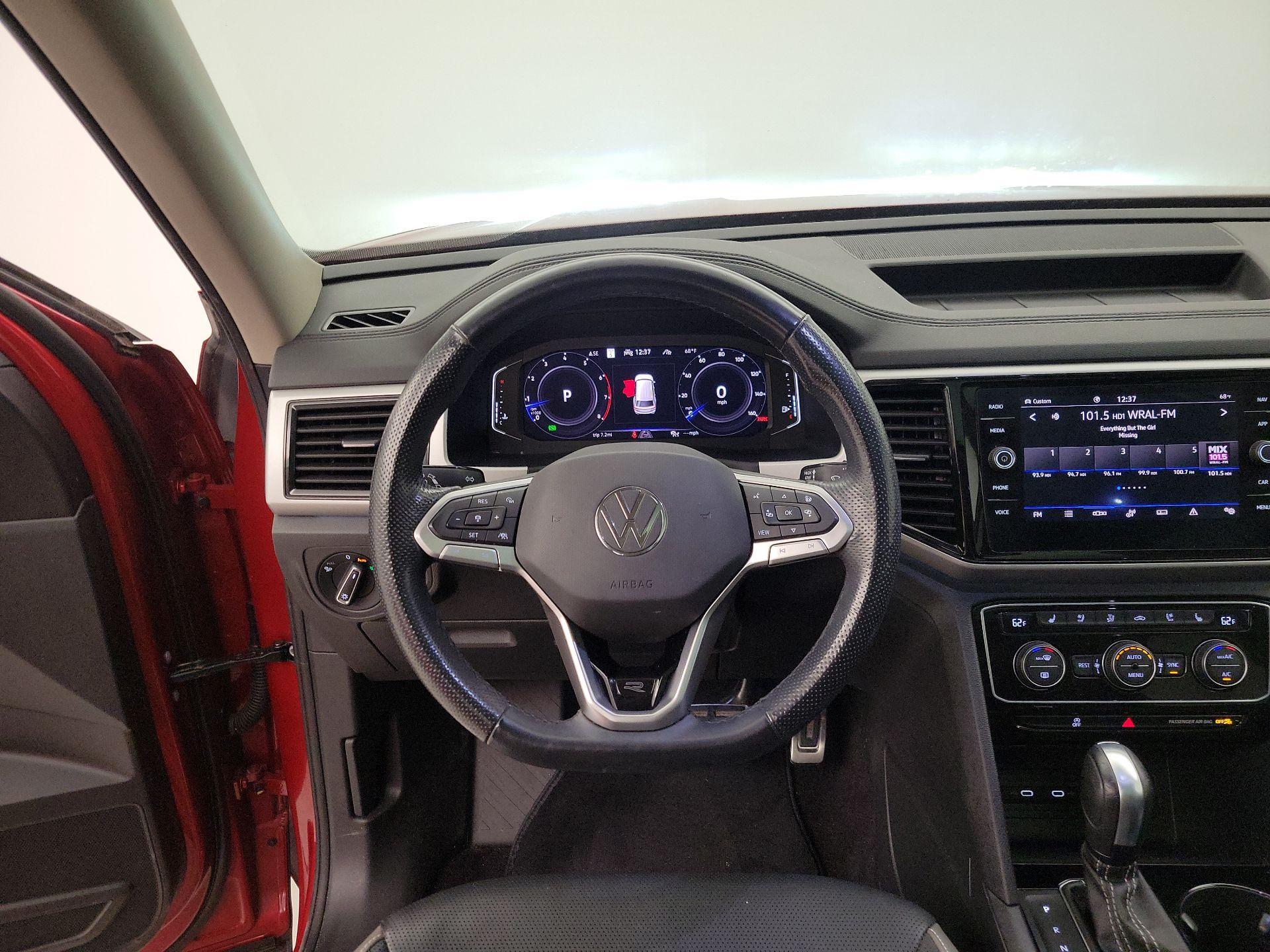Thumbnail: 2022 Volkswagen Atlas - 10