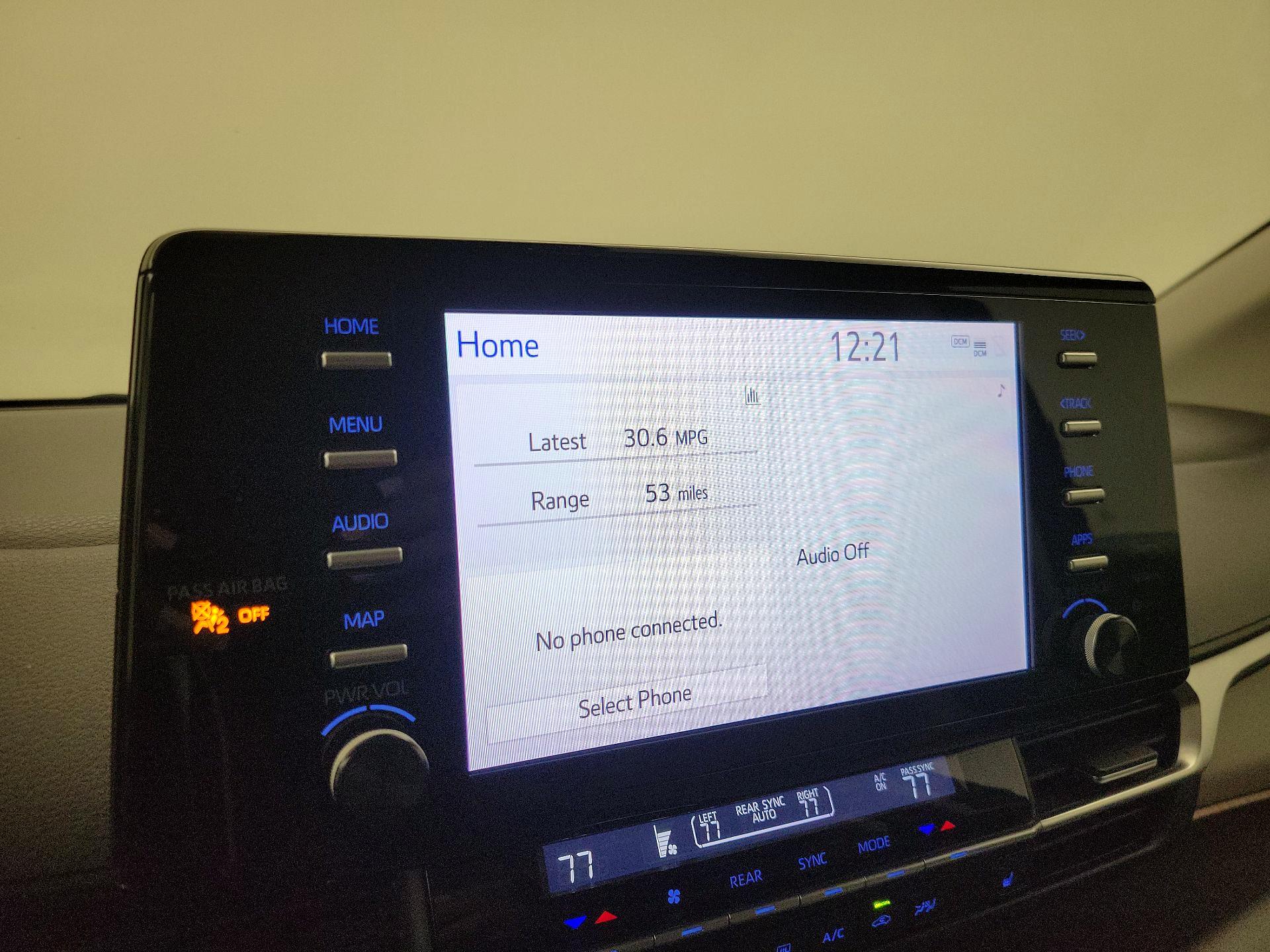 Thumbnail: 2021 Toyota Sienna - 15