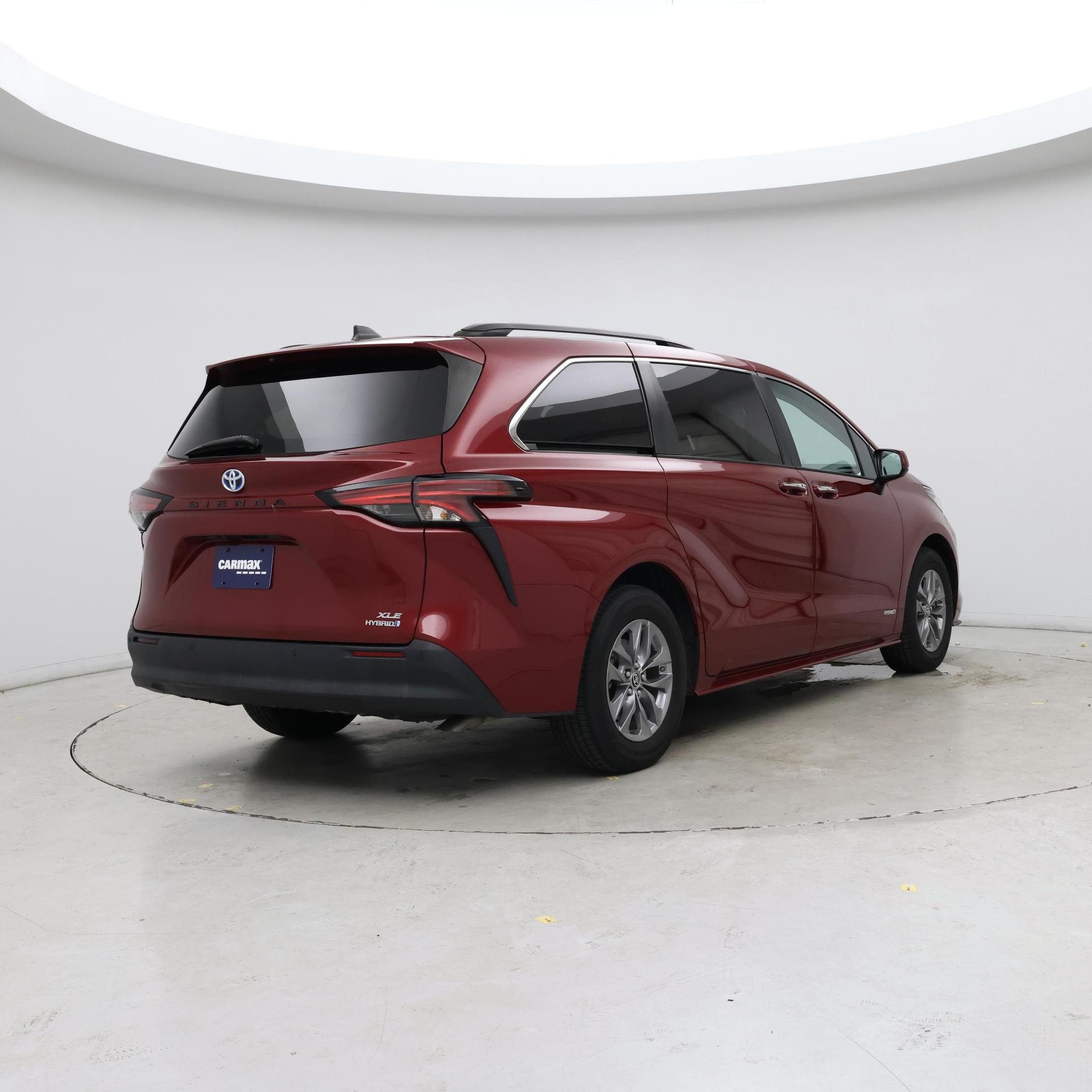 Thumbnail: 2021 Toyota Sienna - 8