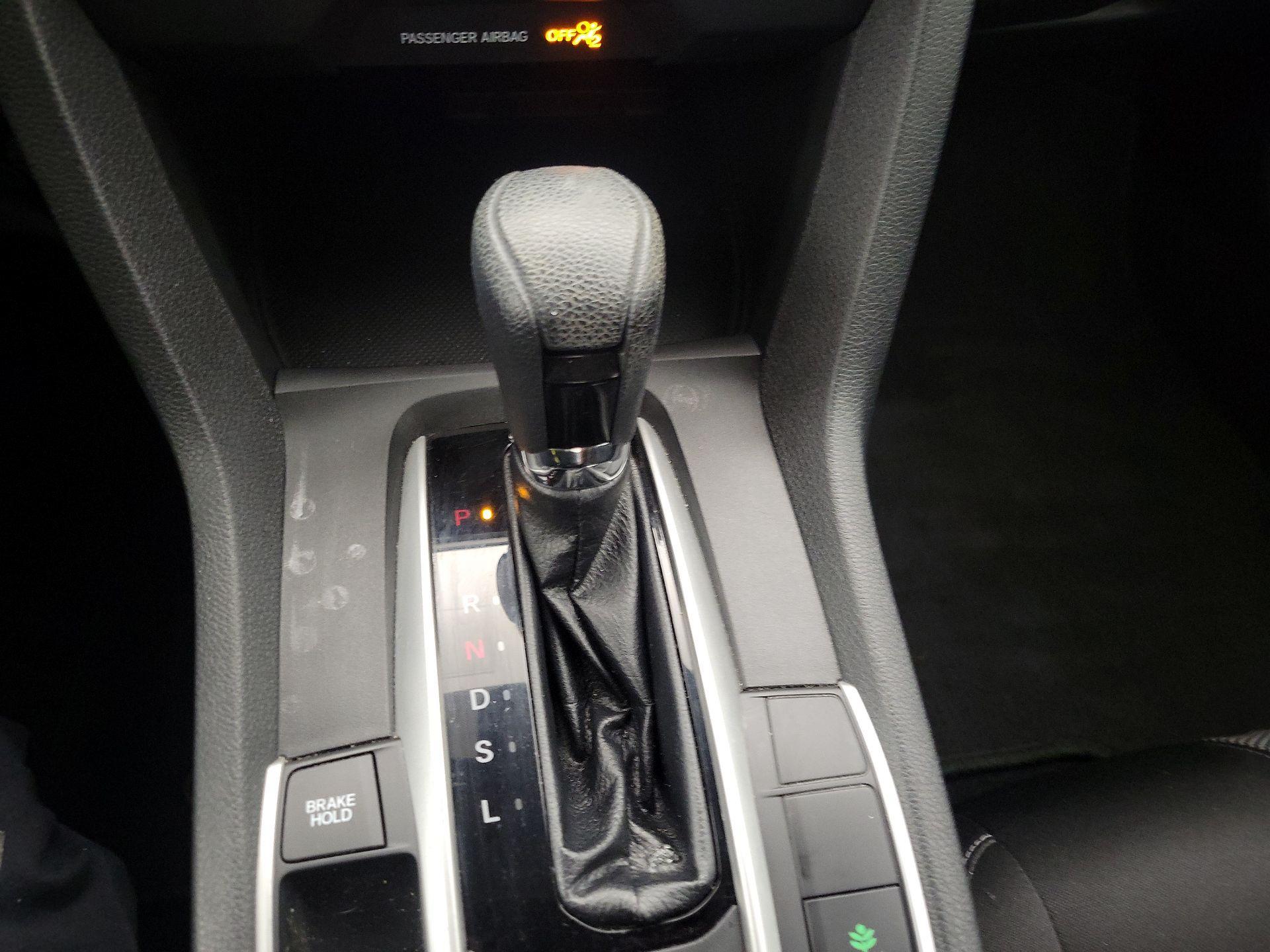 Thumbnail: 2019 Honda Civic - 17