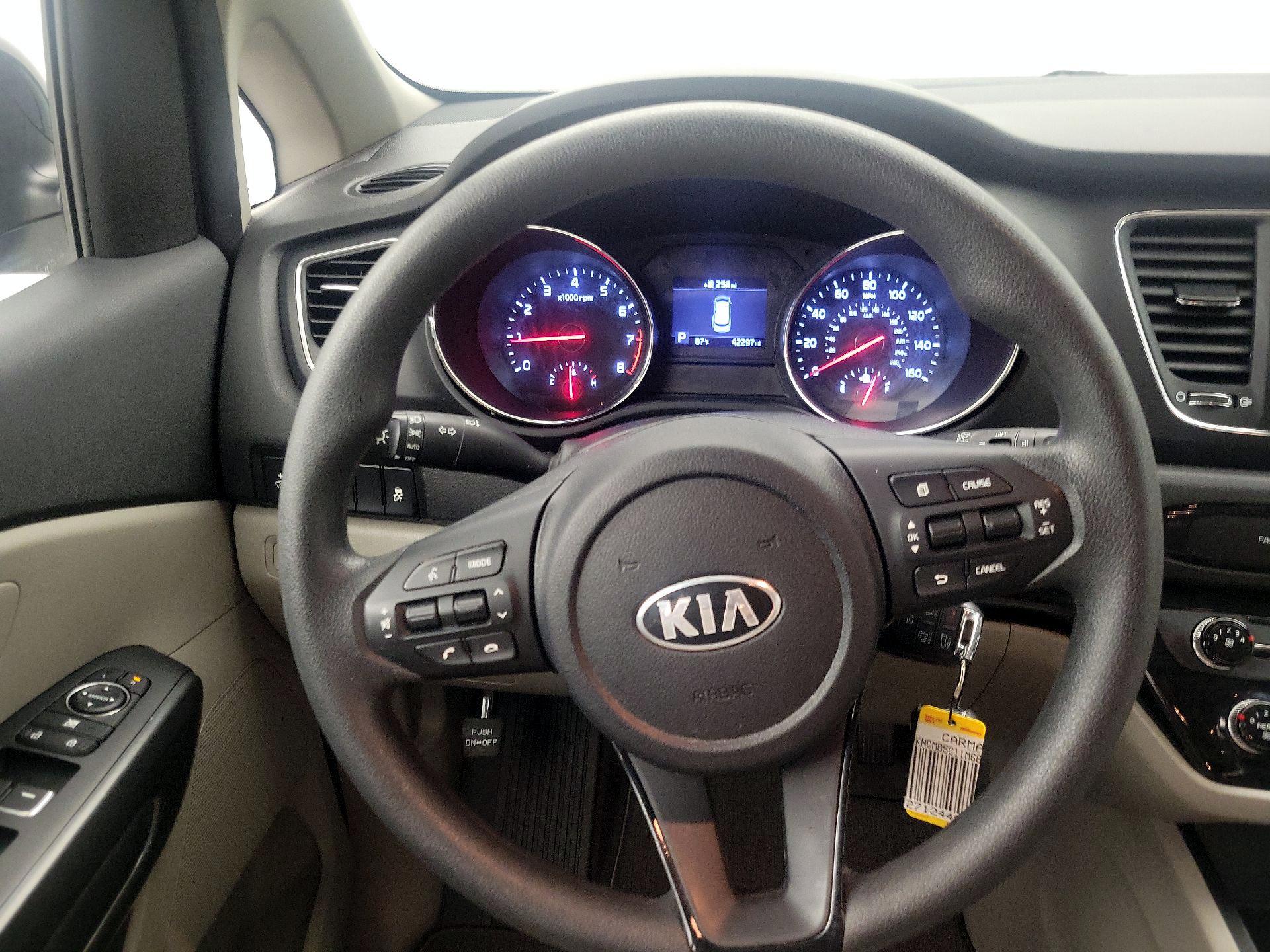Thumbnail: 2021 Kia Sedona - 10