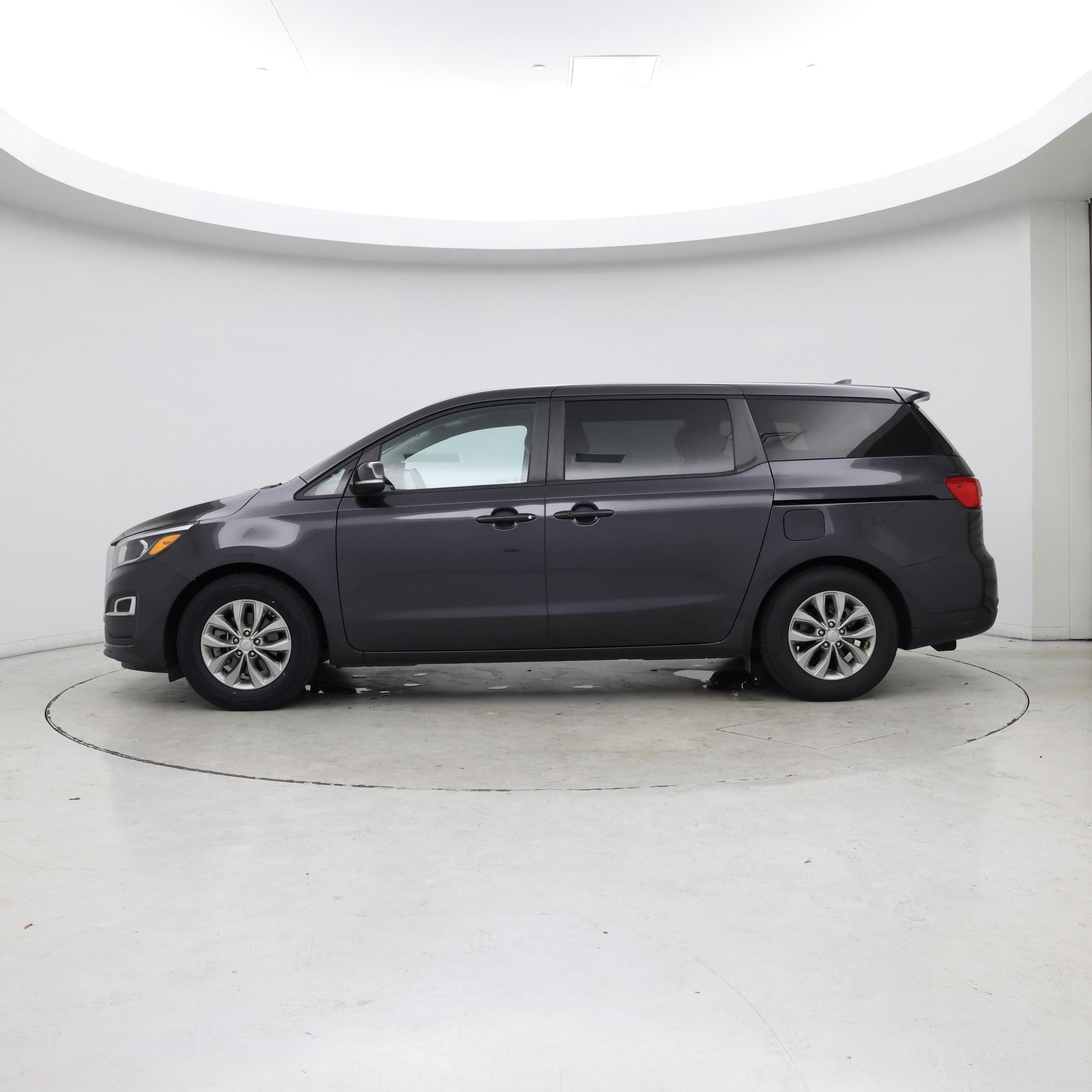 Thumbnail: 2021 Kia Sedona - 3