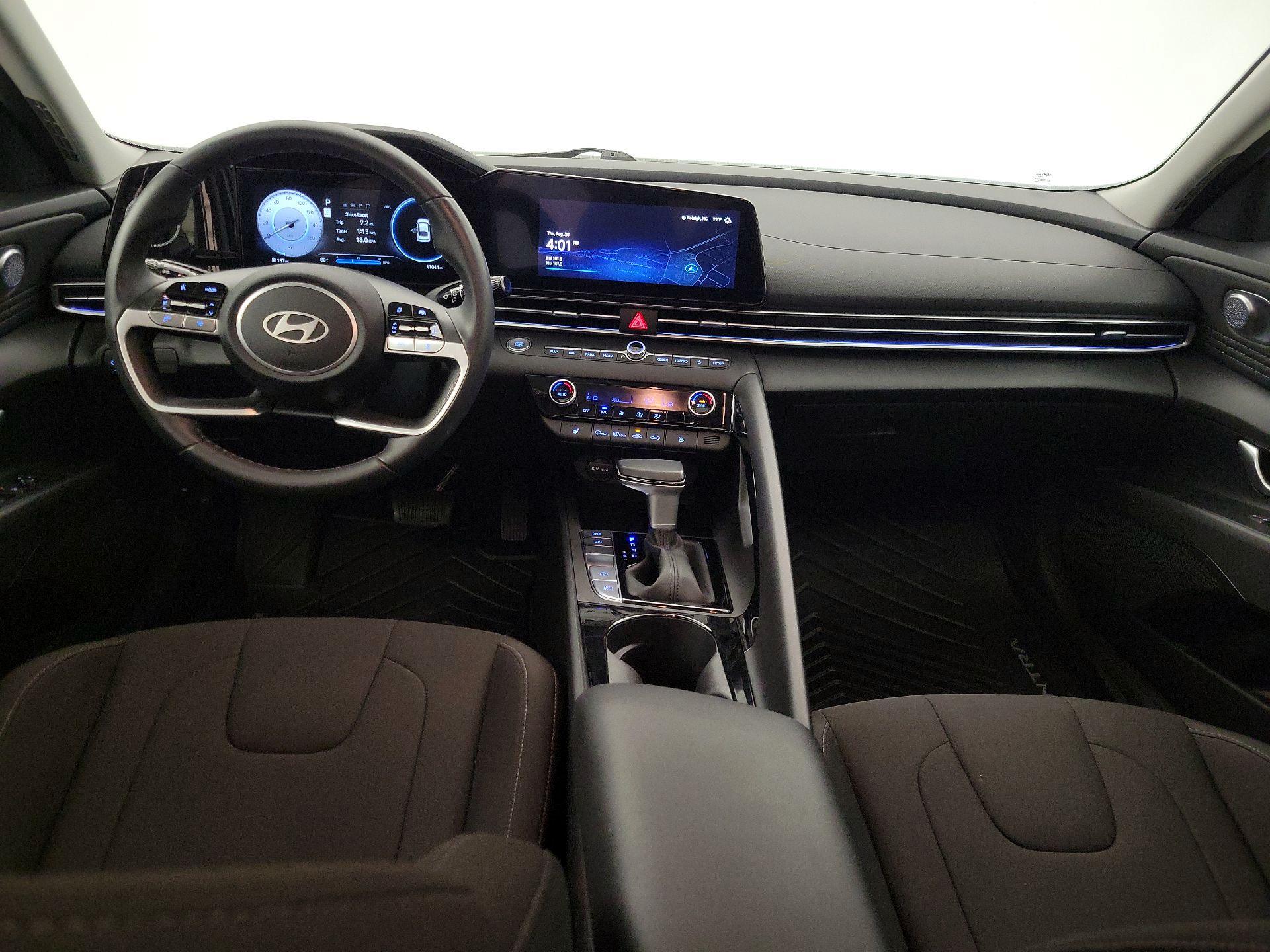 Thumbnail: 2024 Hyundai Elantra - 9