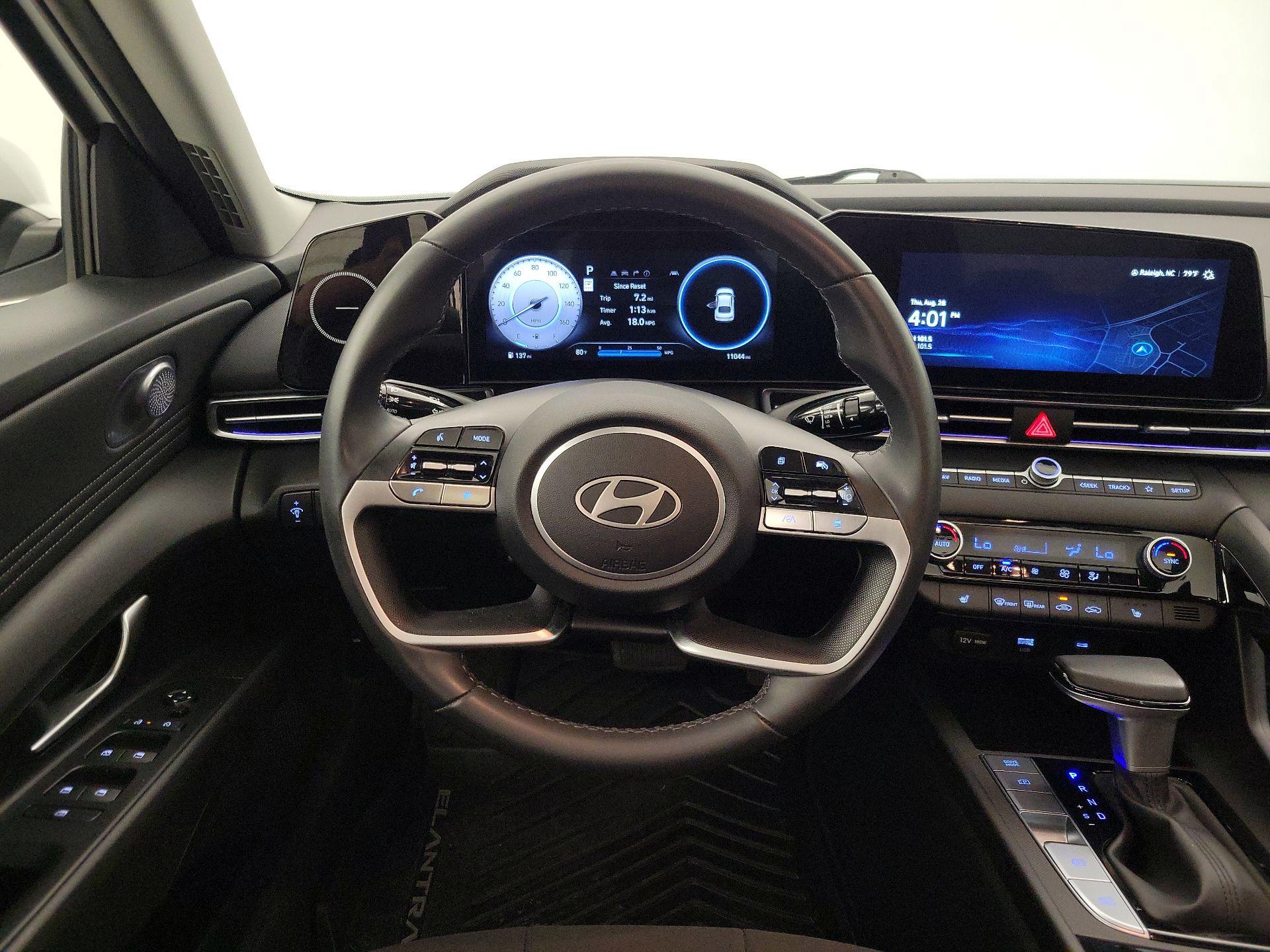 Thumbnail: 2024 Hyundai Elantra - 10