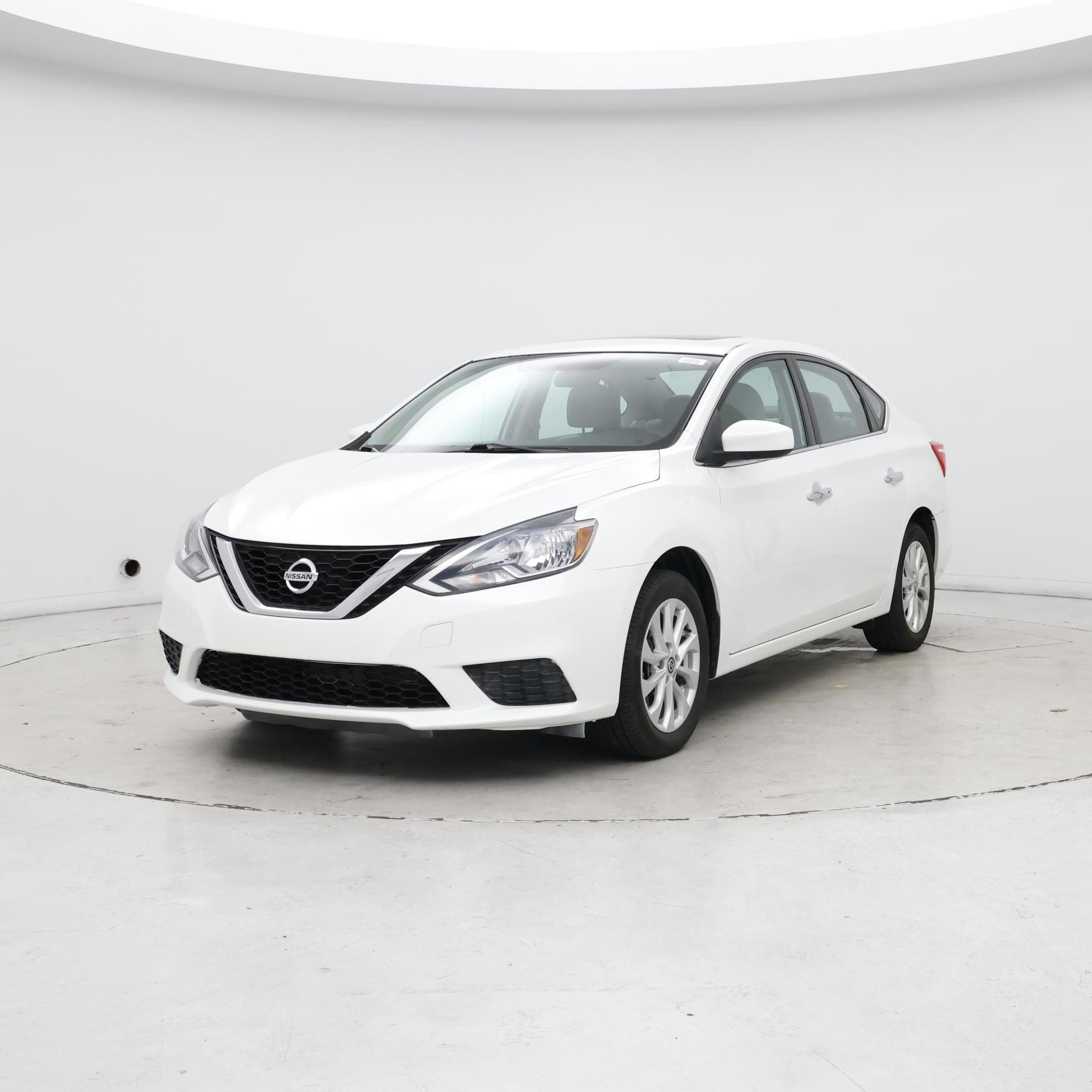 Thumbnail: 2017 Nissan Sentra - 4