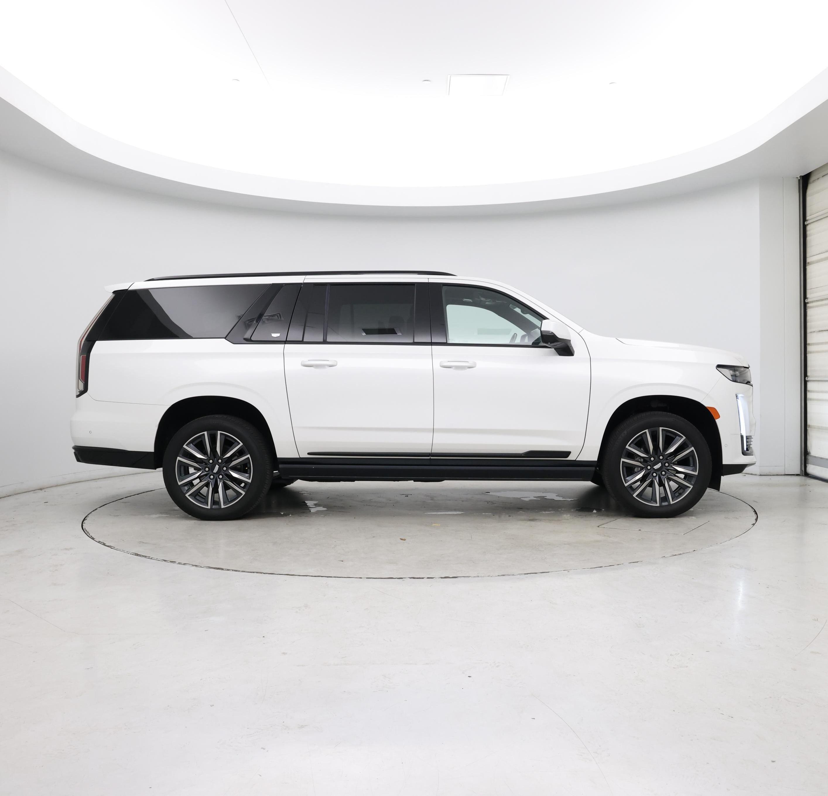 Thumbnail: 2021 Cadillac Escalade - 7