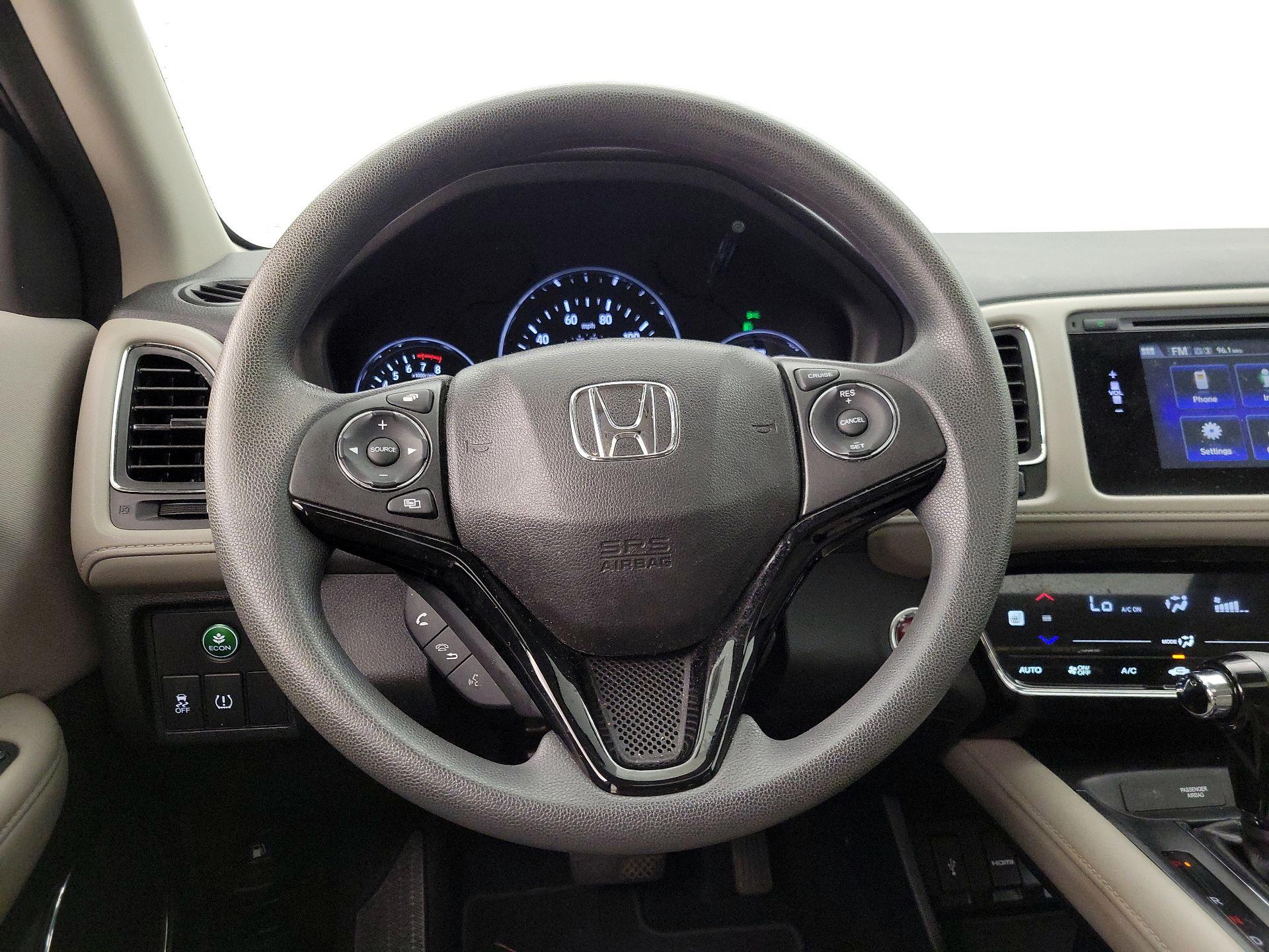 Thumbnail: 2016 Honda HR-V - 10