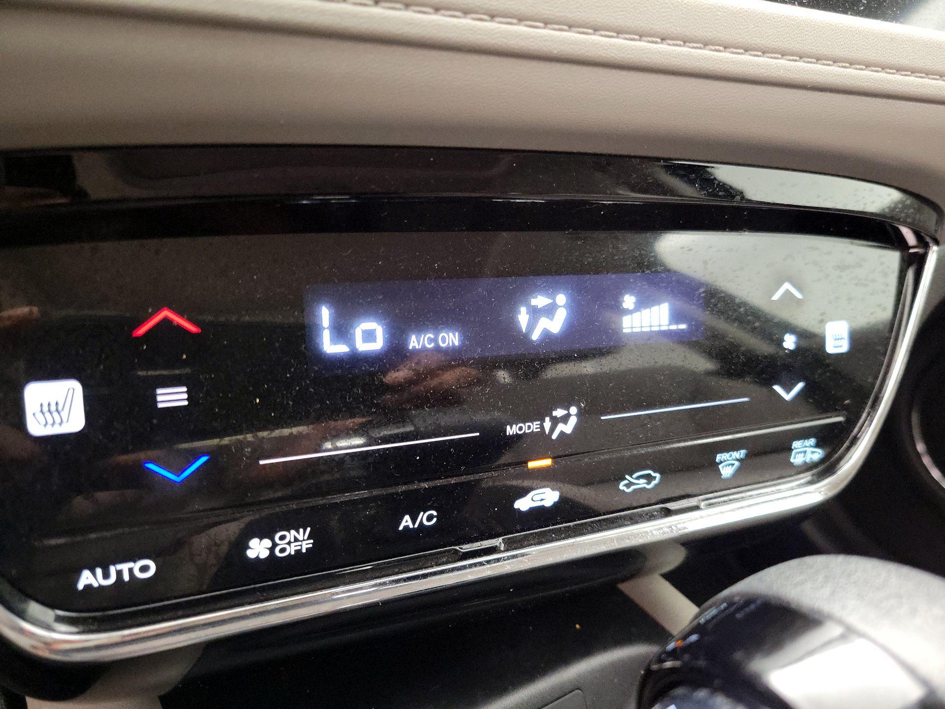 Thumbnail: 2016 Honda HR-V - 16