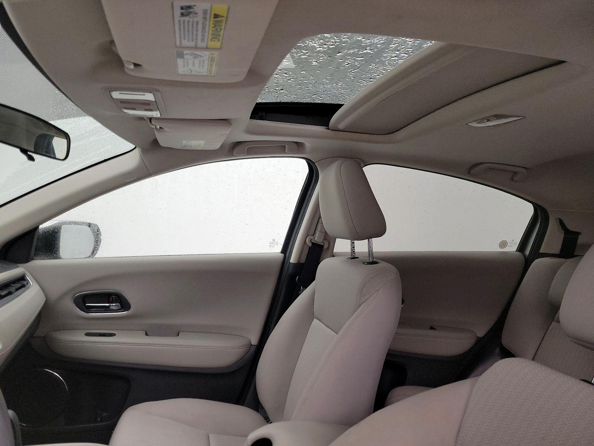 Thumbnail: 2016 Honda HR-V - 19