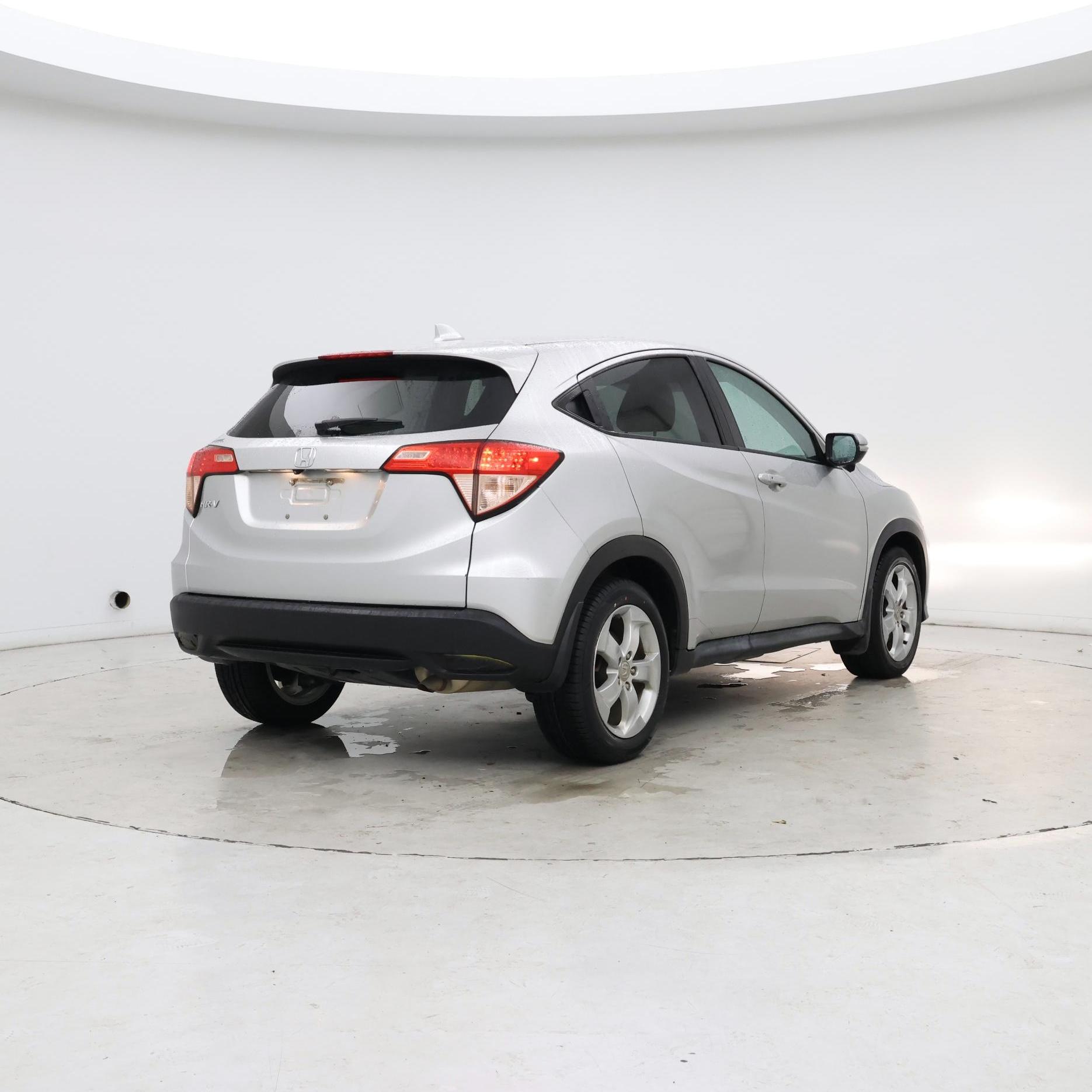 Thumbnail: 2016 Honda HR-V - 8