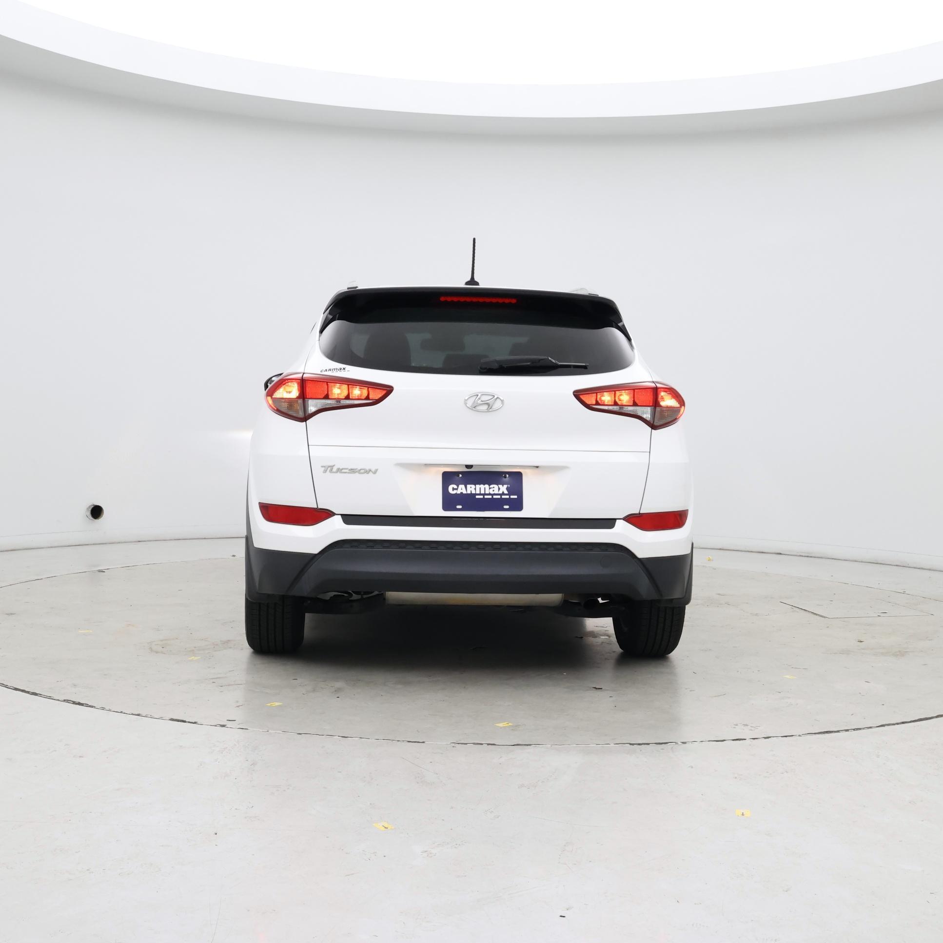 Thumbnail: 2016 Hyundai Tucson - 6