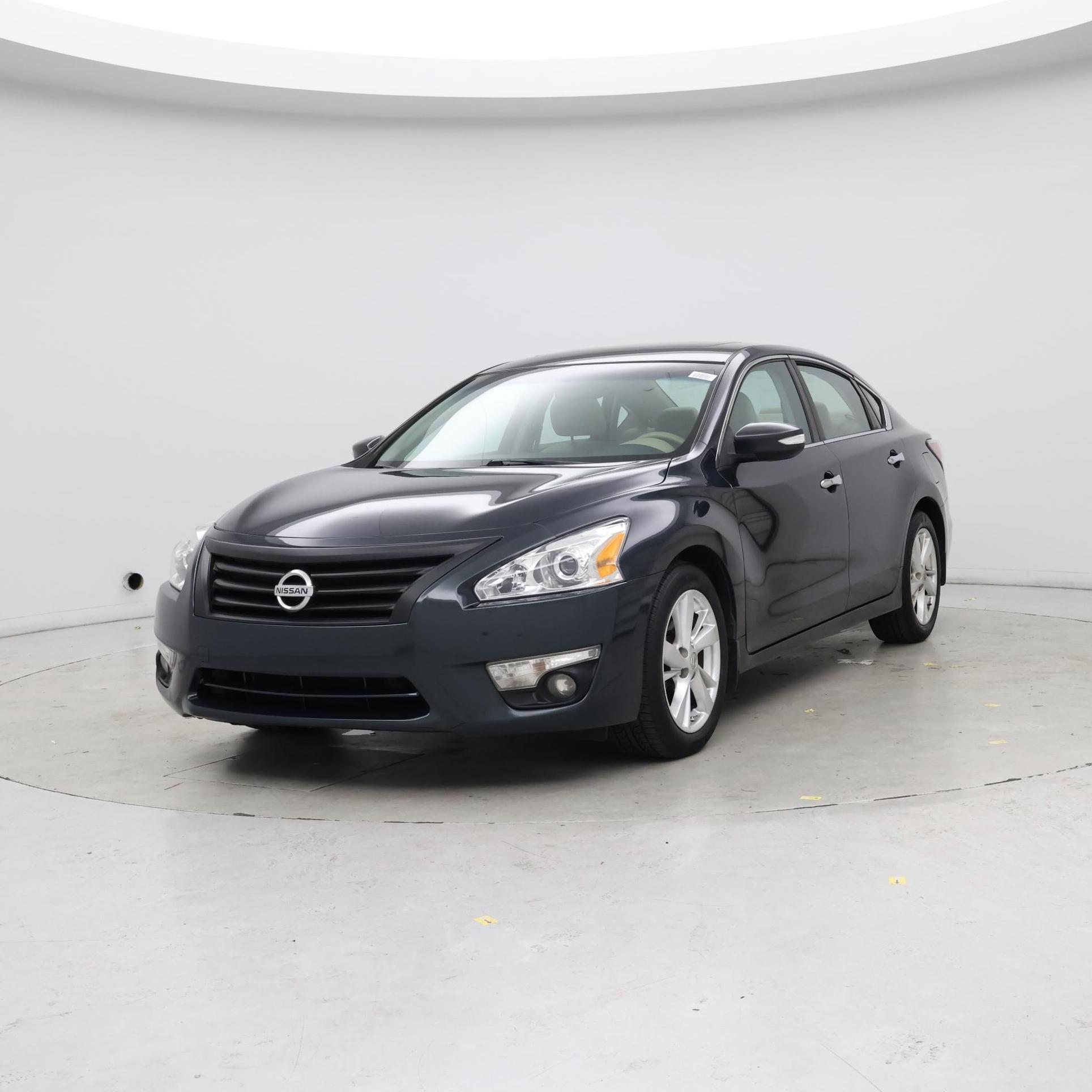 Thumbnail: 2014 Nissan Altima - 4