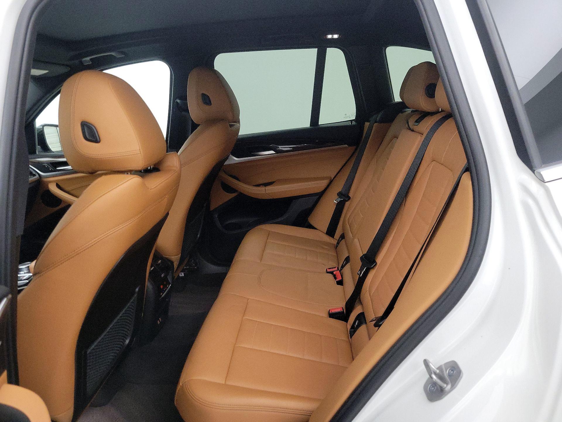 Thumbnail: 2021 BMW X3 - 18