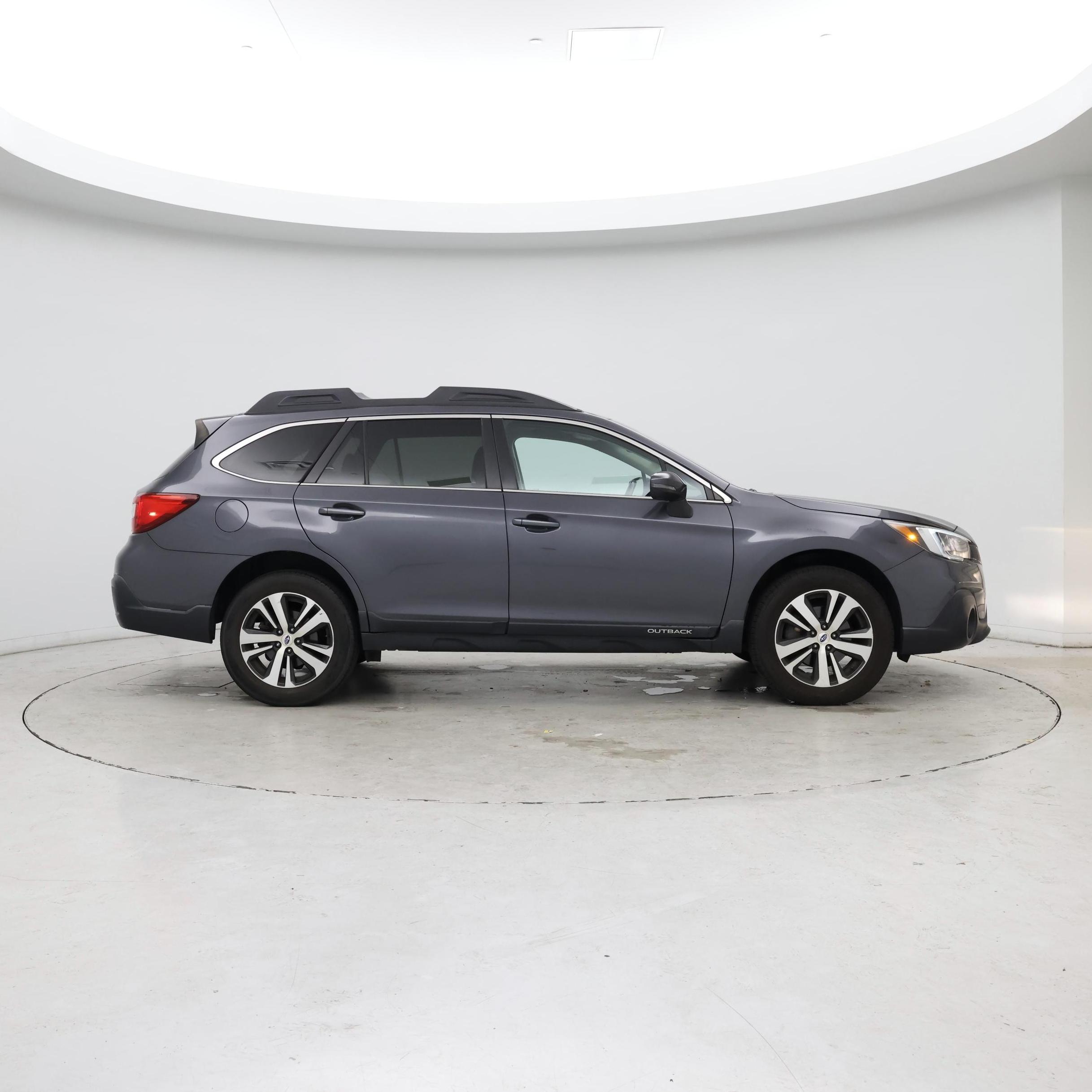 Thumbnail: 2018 Subaru Outback - 7