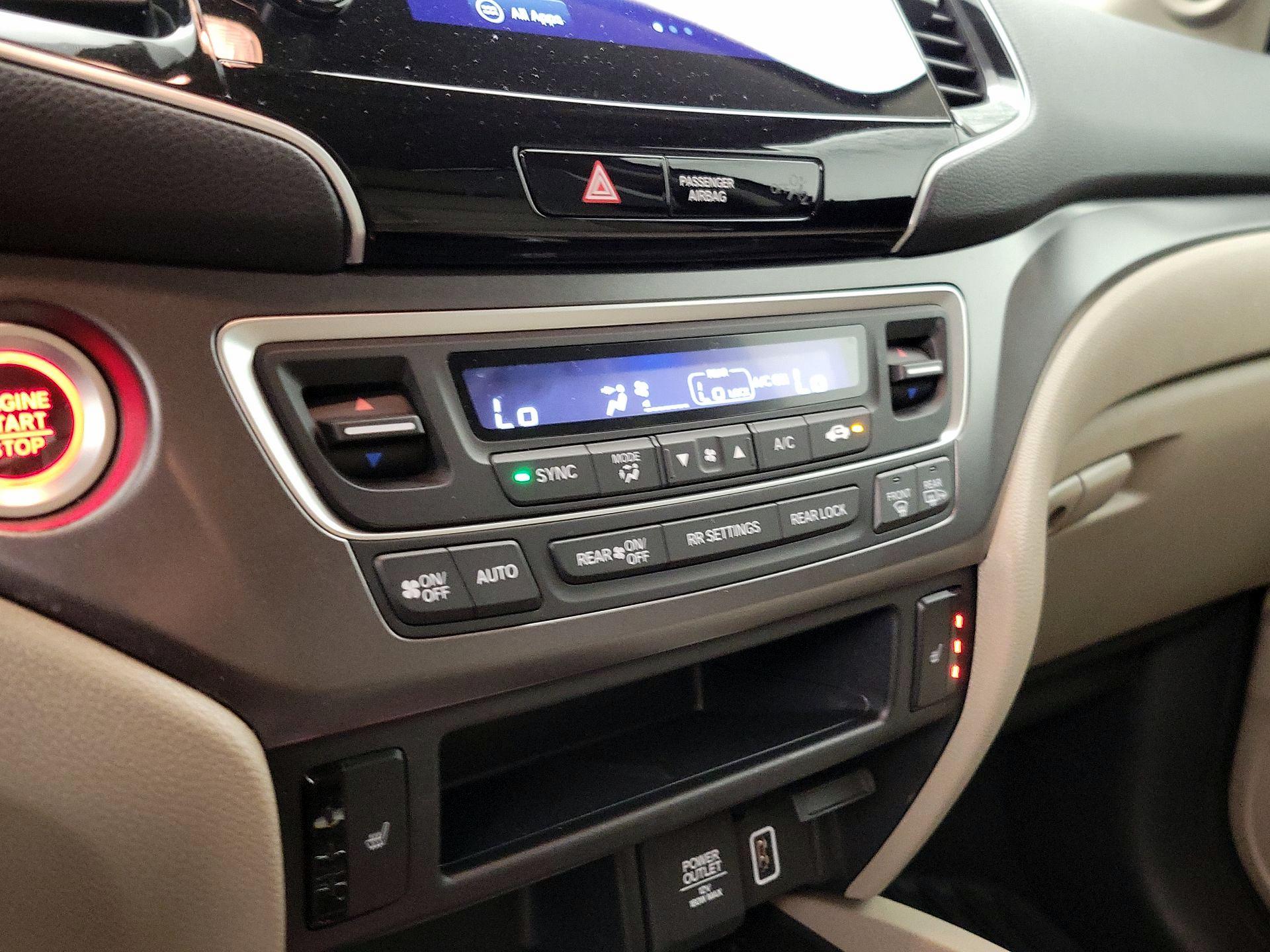 Thumbnail: 2022 Honda Pilot - 16