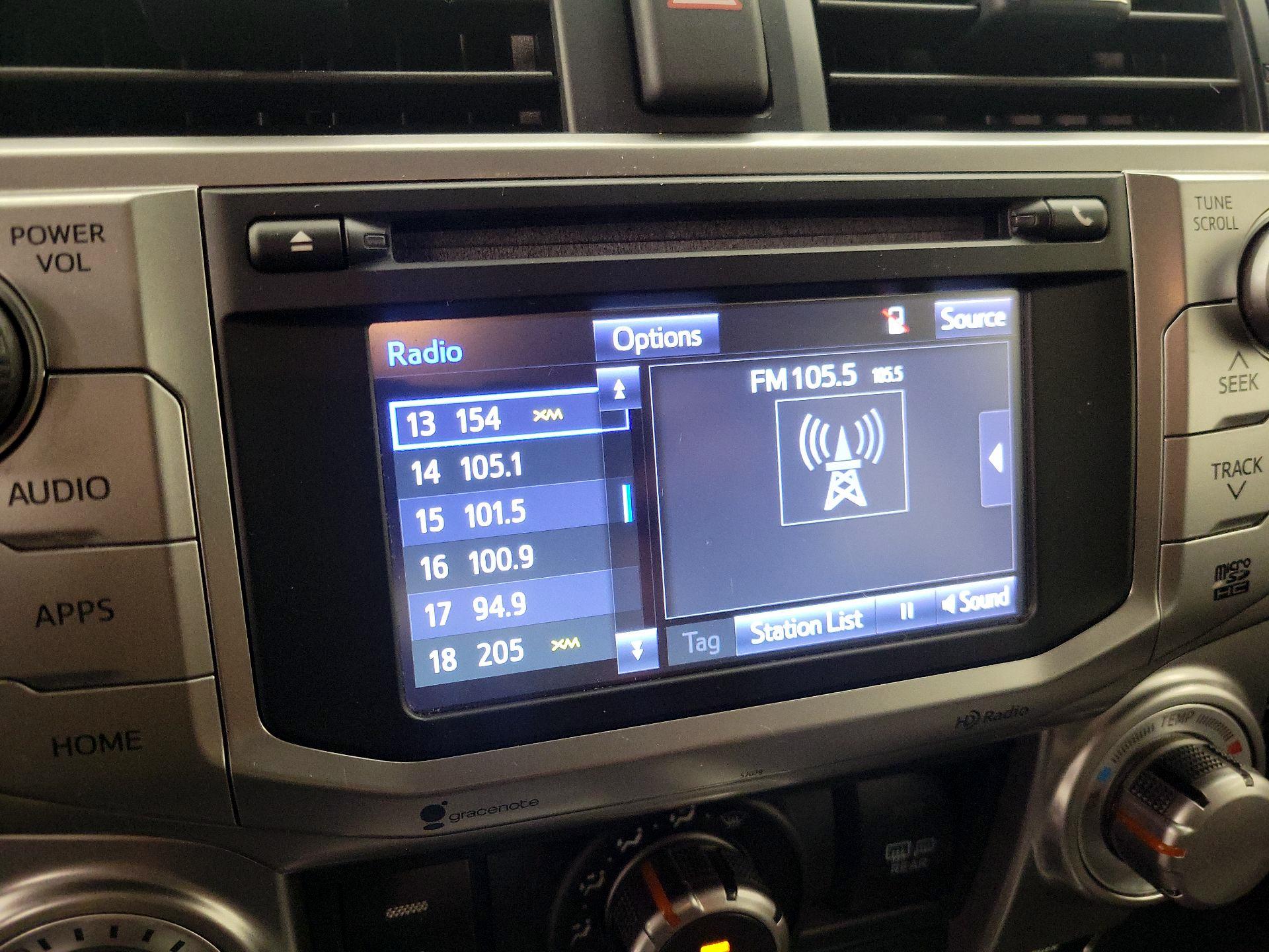 Thumbnail: 2015 Toyota 4Runner - 16