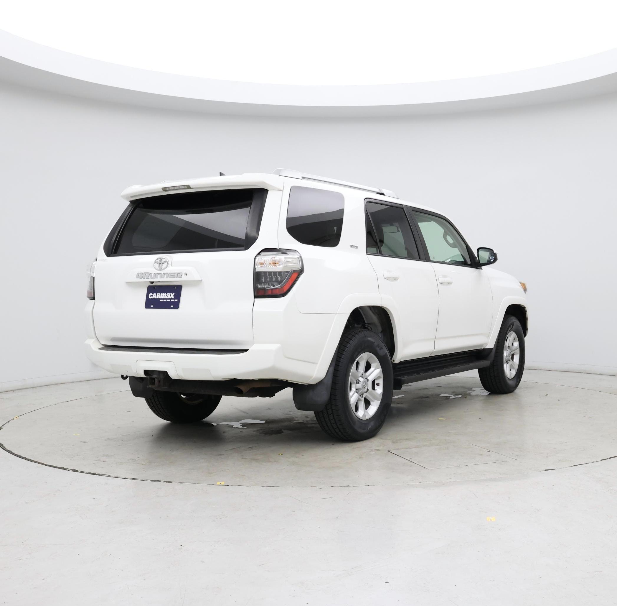 Thumbnail: 2015 Toyota 4Runner - 8