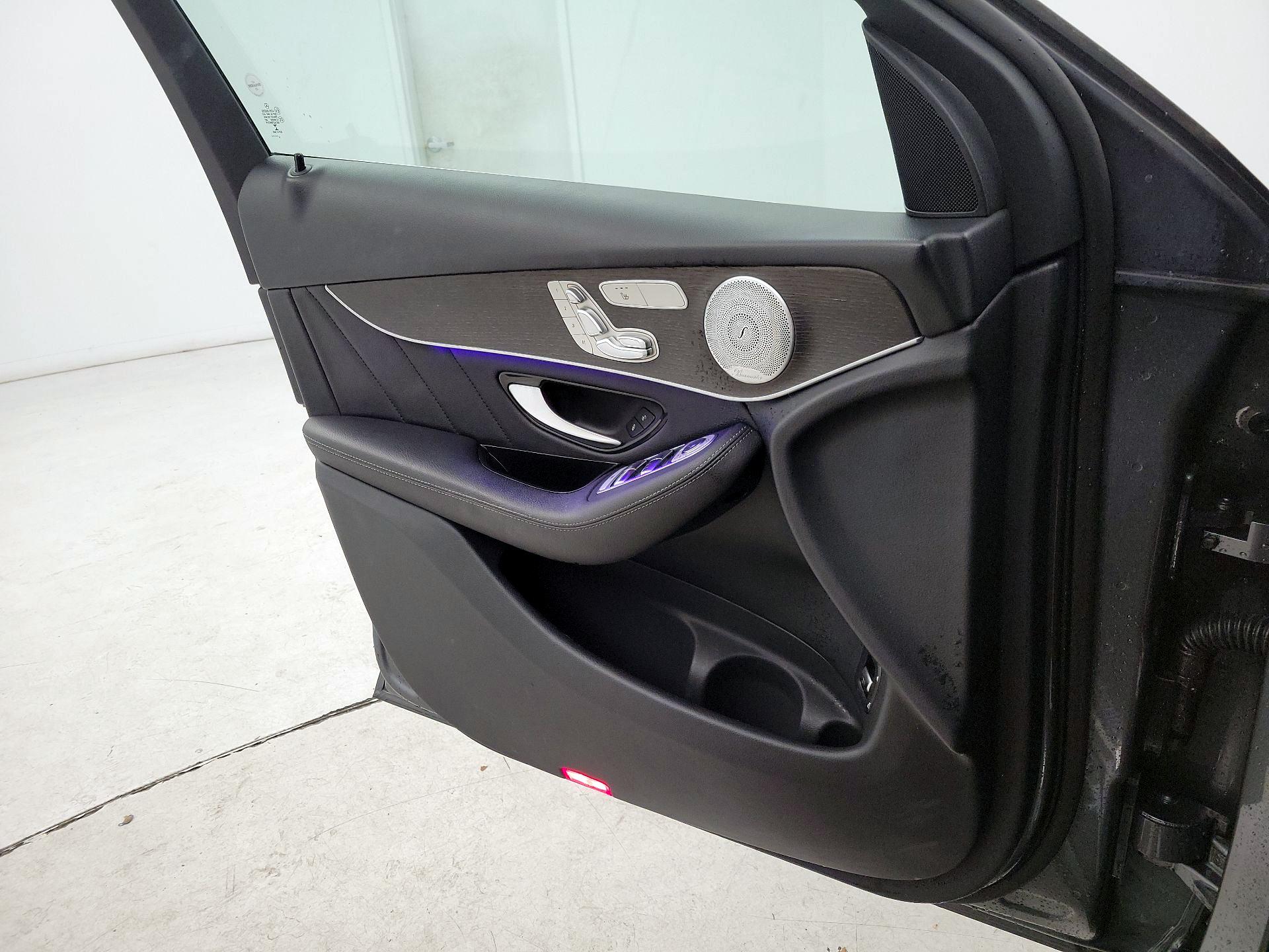 Thumbnail: 2020 Mercedes-Benz GLC - 12