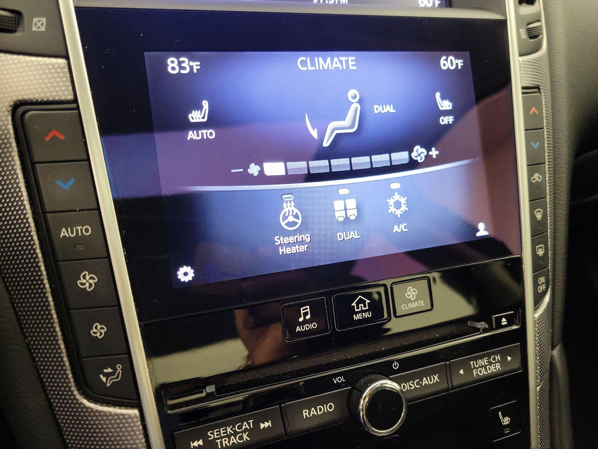 Thumbnail: 2015 INFINITI Q50 - 15