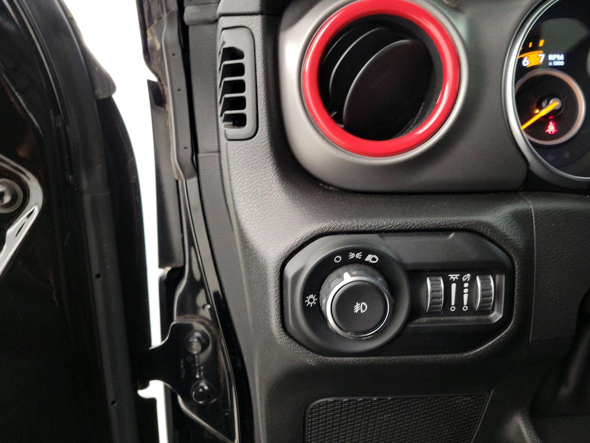 Thumbnail: 2022 Jeep Wrangler - 13