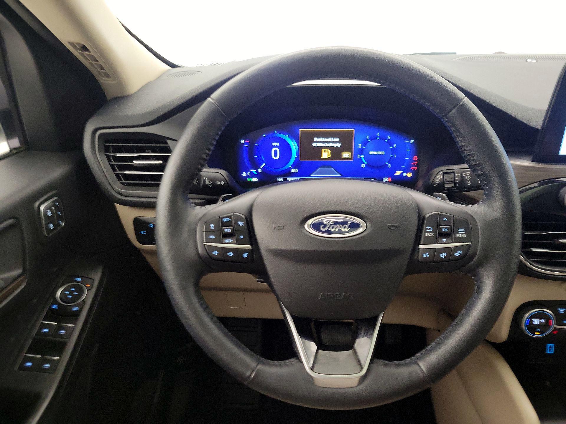 Thumbnail: 2020 Ford Escape - 10