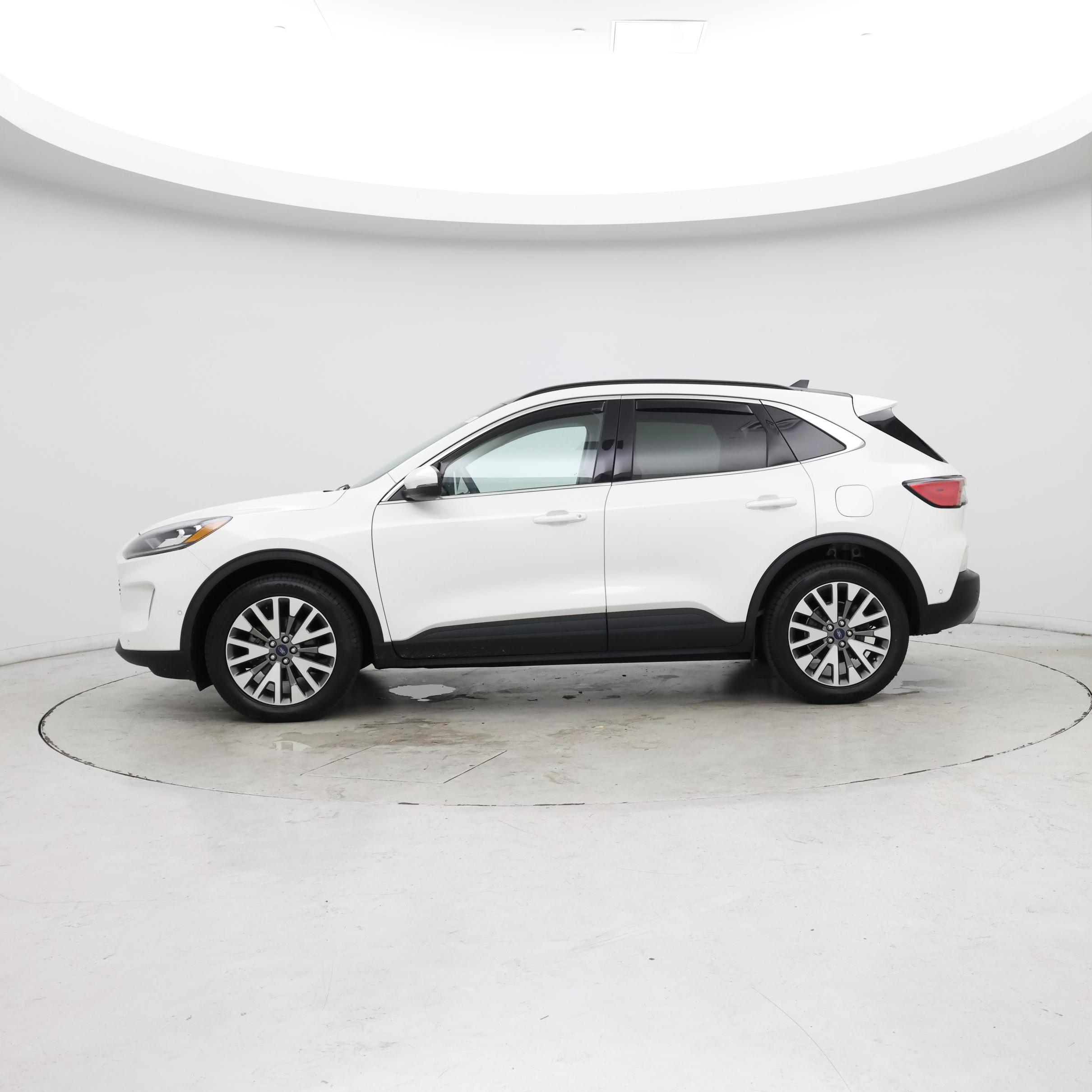 Thumbnail: 2020 Ford Escape - 3