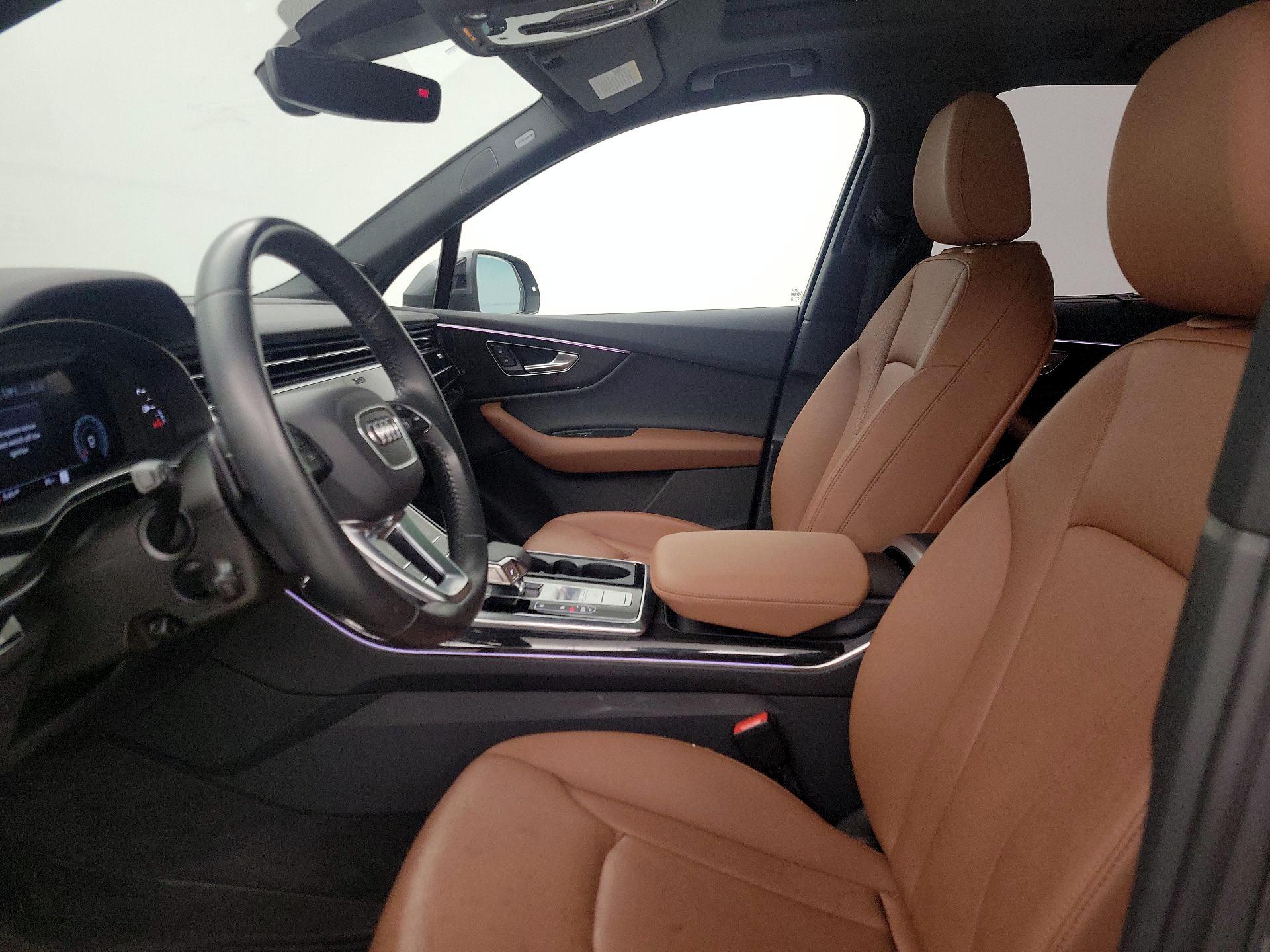 Thumbnail: 2020 Audi Q7 - 11