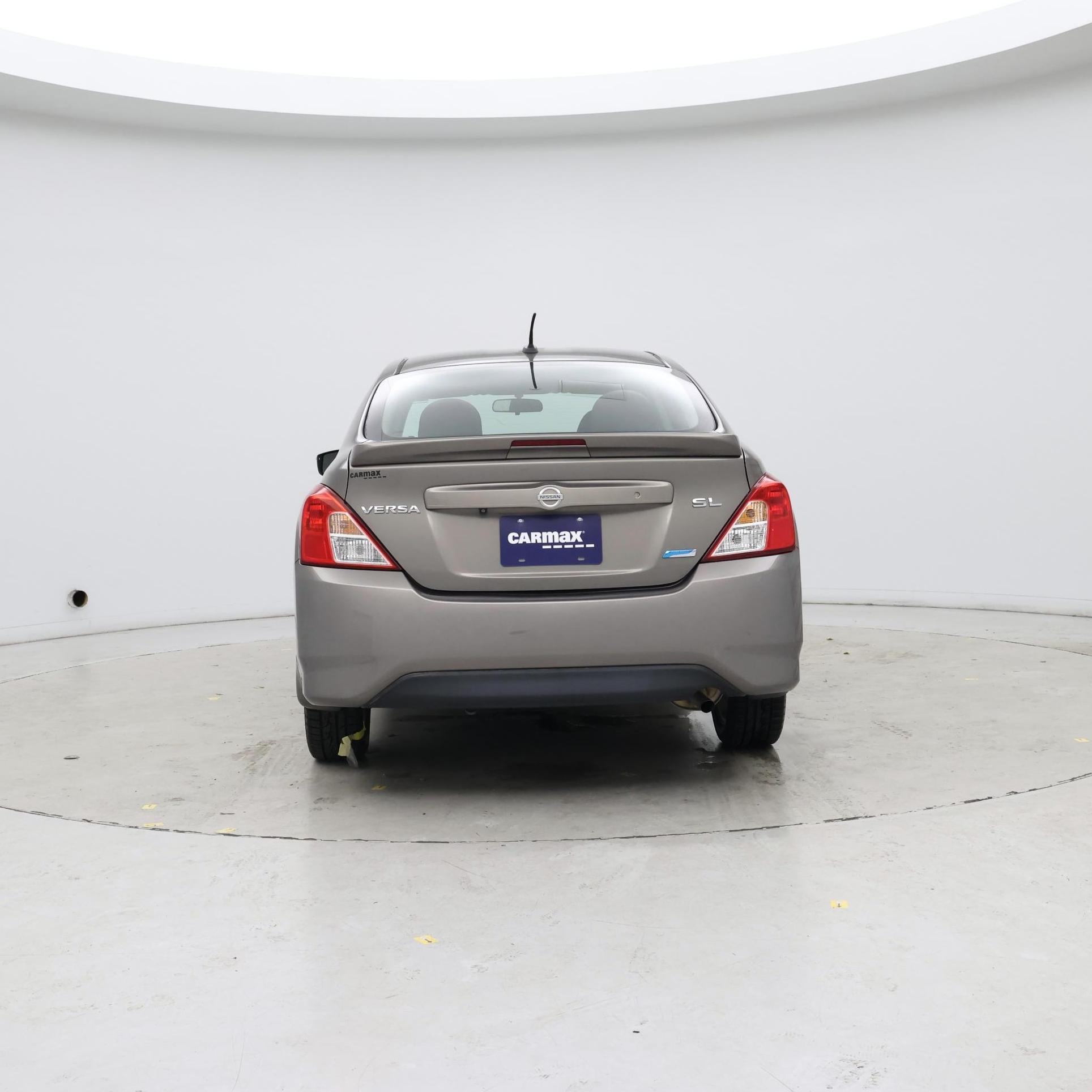Thumbnail: 2015 Nissan Versa - 6
