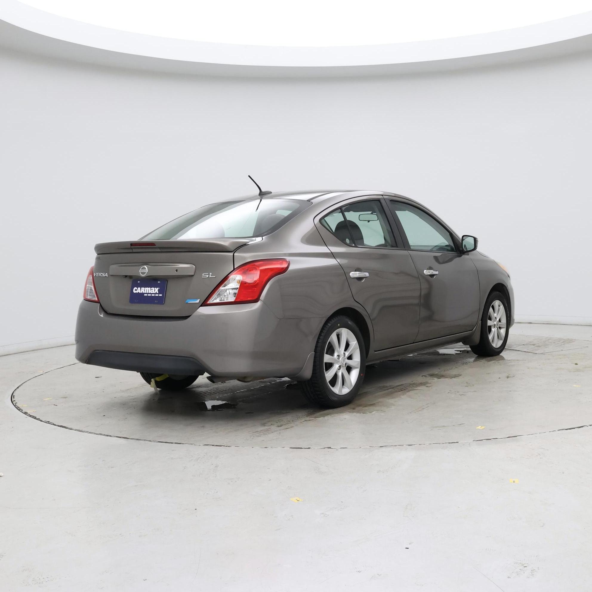 Thumbnail: 2015 Nissan Versa - 8