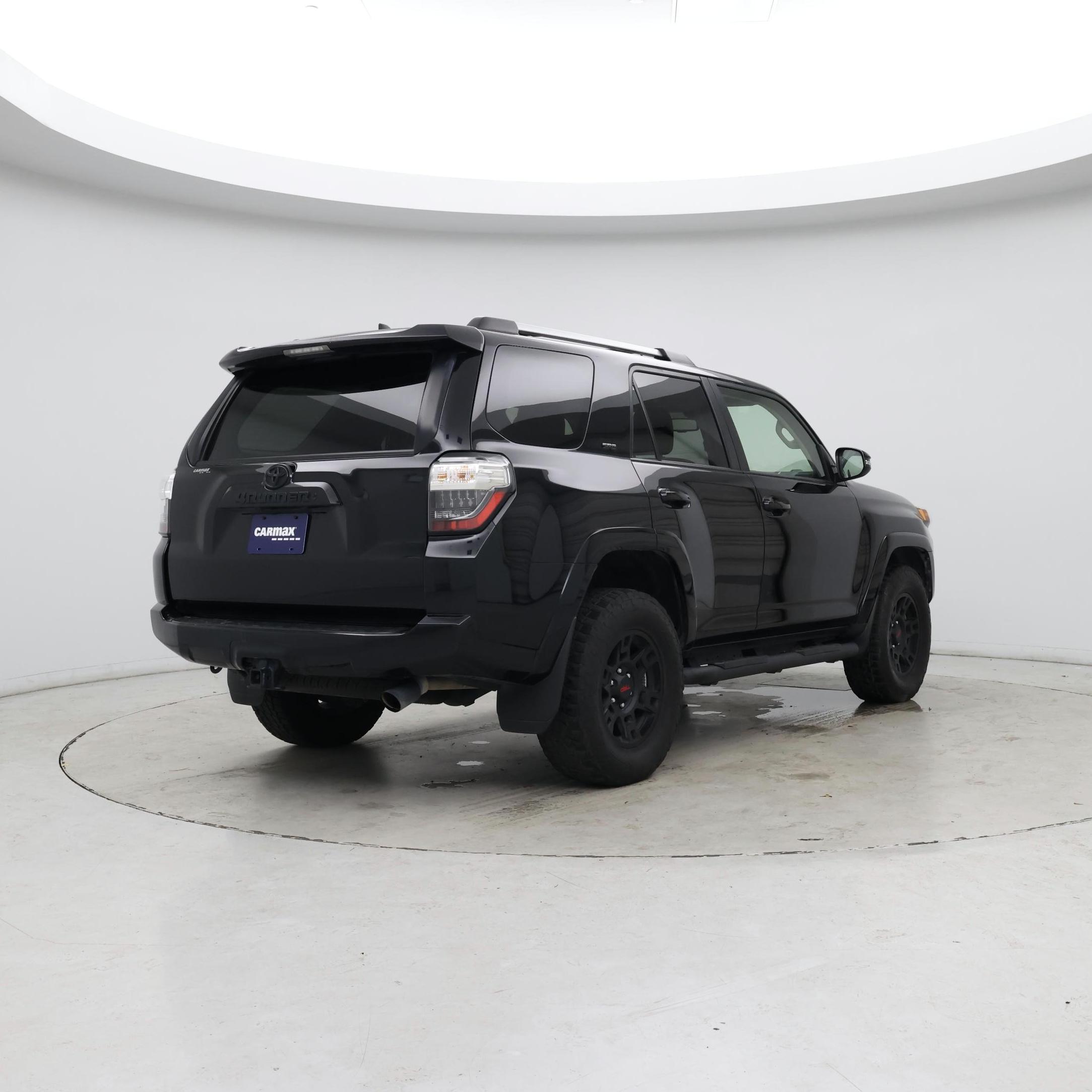 Thumbnail: 2022 Toyota 4Runner - 8