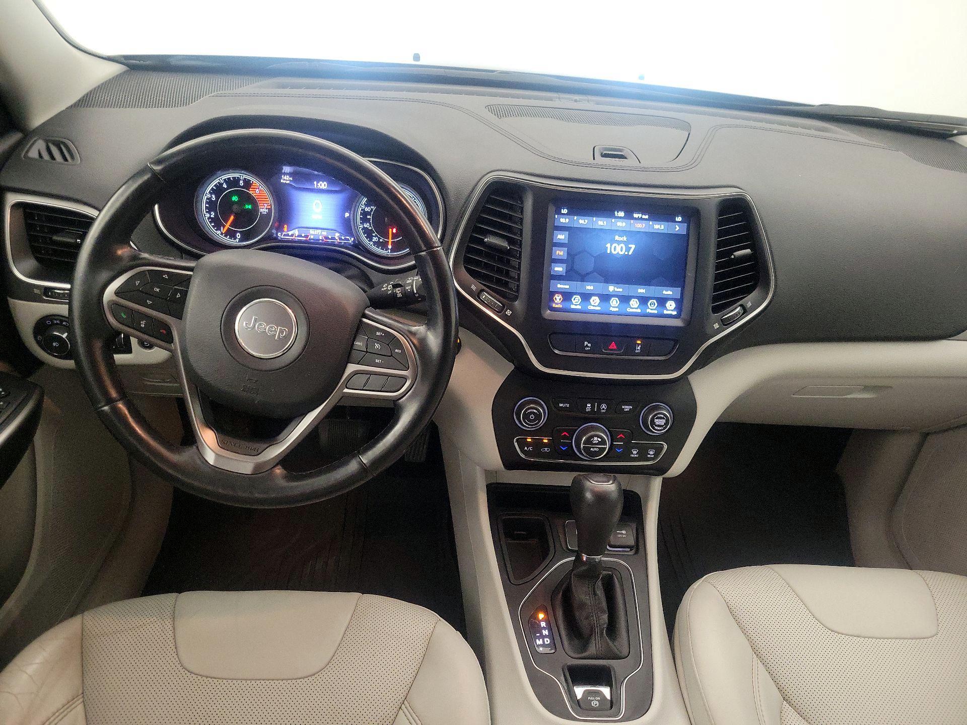 Thumbnail: 2021 Jeep Cherokee - 9