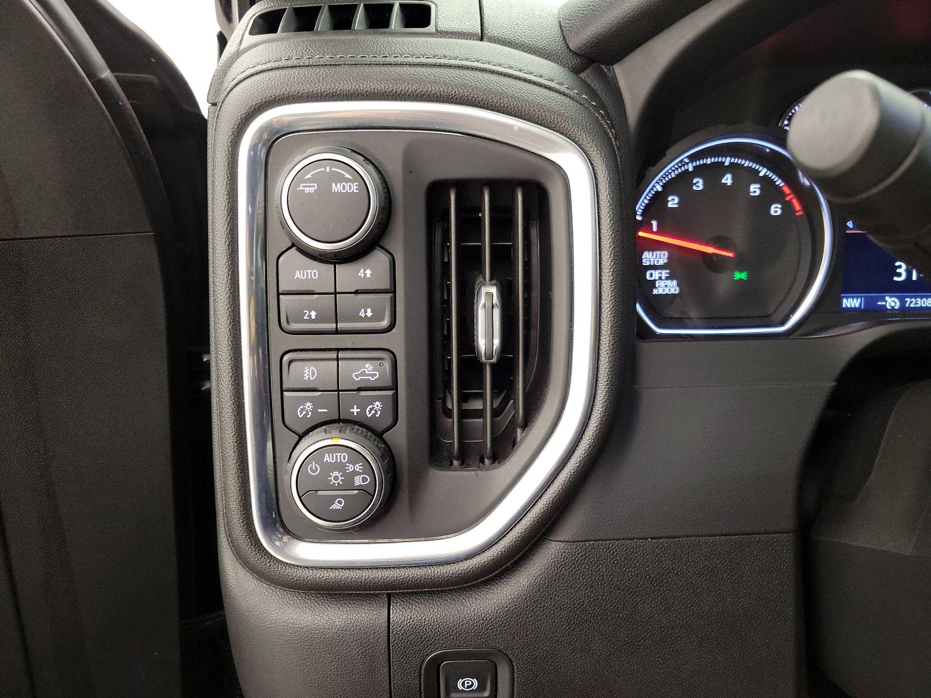 Thumbnail: 2021 Chevrolet Silverado 1500 - 13