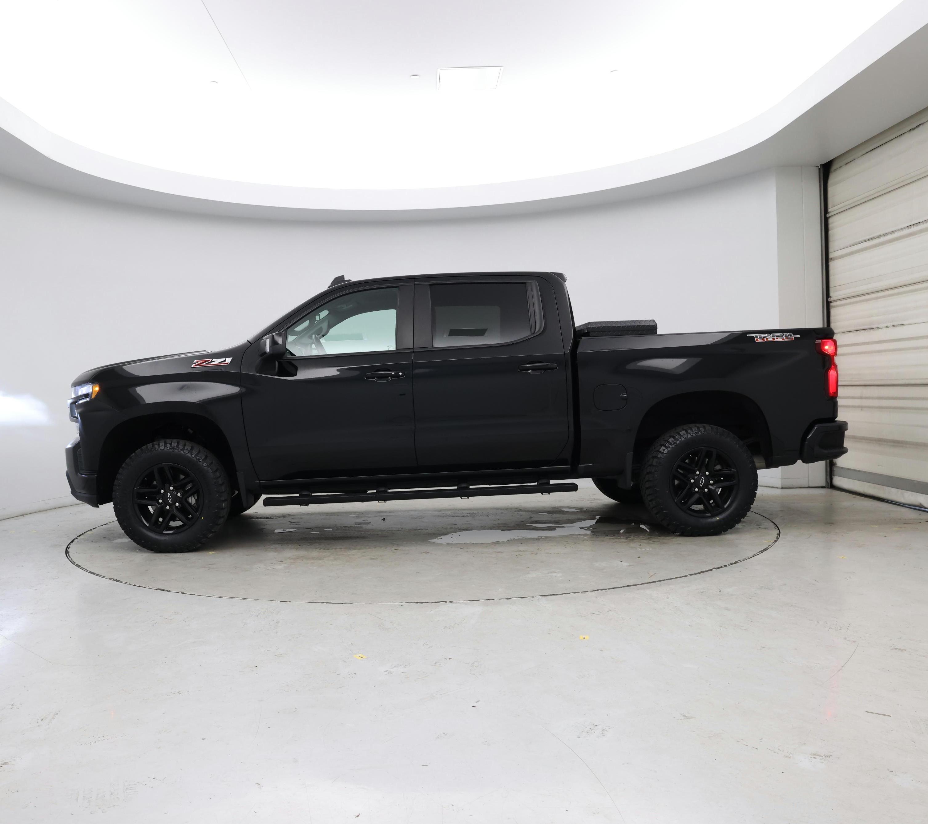 Thumbnail: 2021 Chevrolet Silverado 1500 - 3