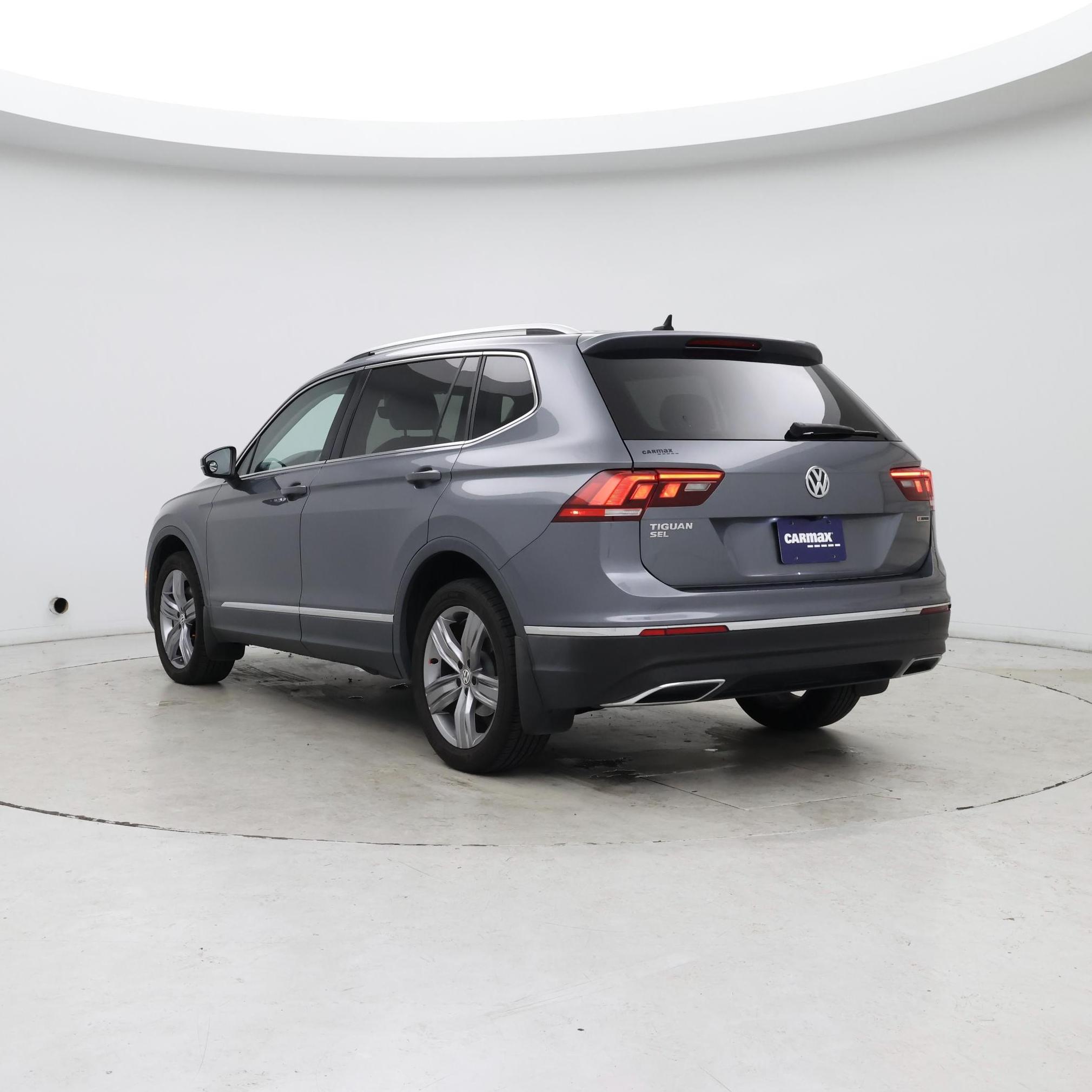 Thumbnail: 2021 Volkswagen Tiguan - 2