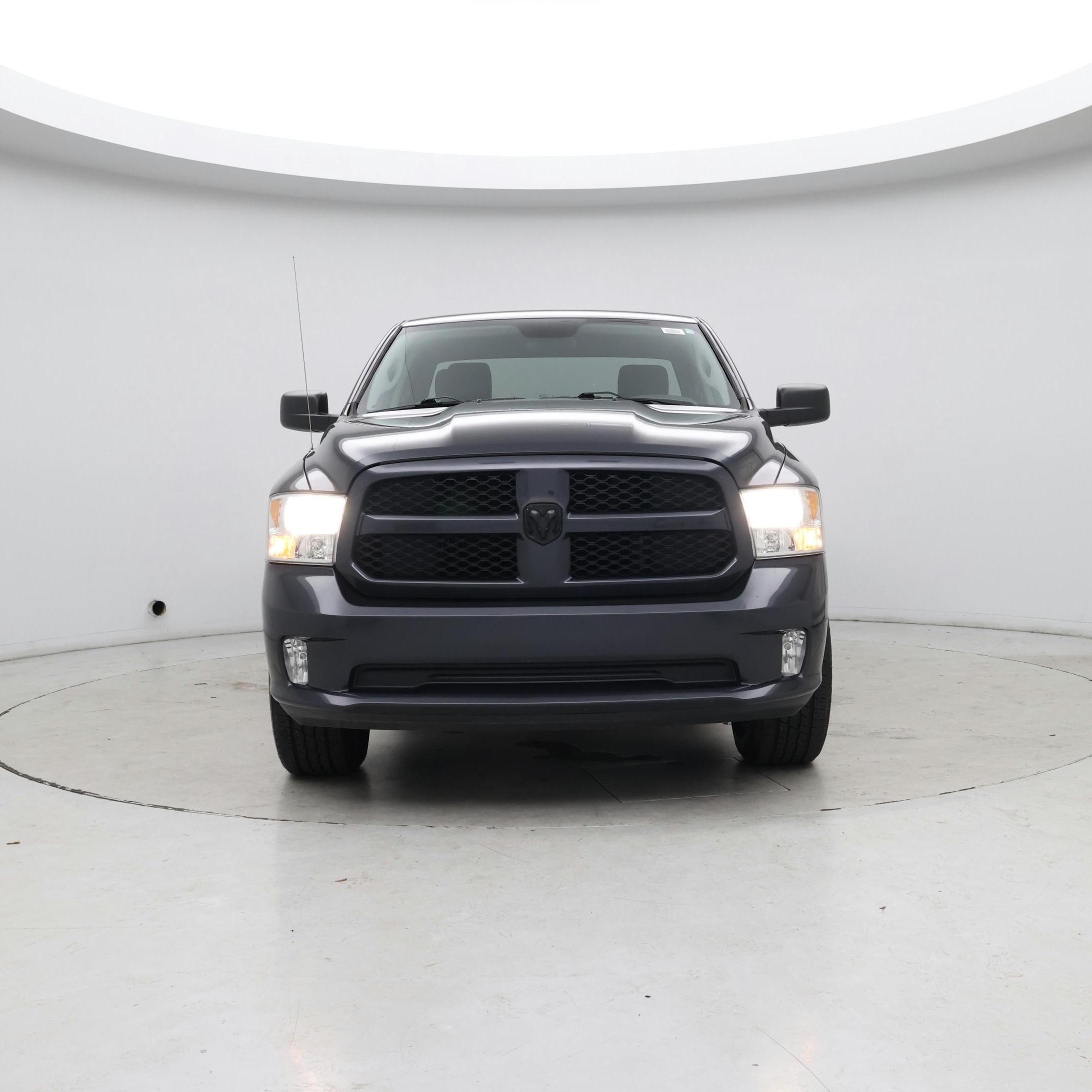 Thumbnail: 2019 RAM 1500 Classic - 5