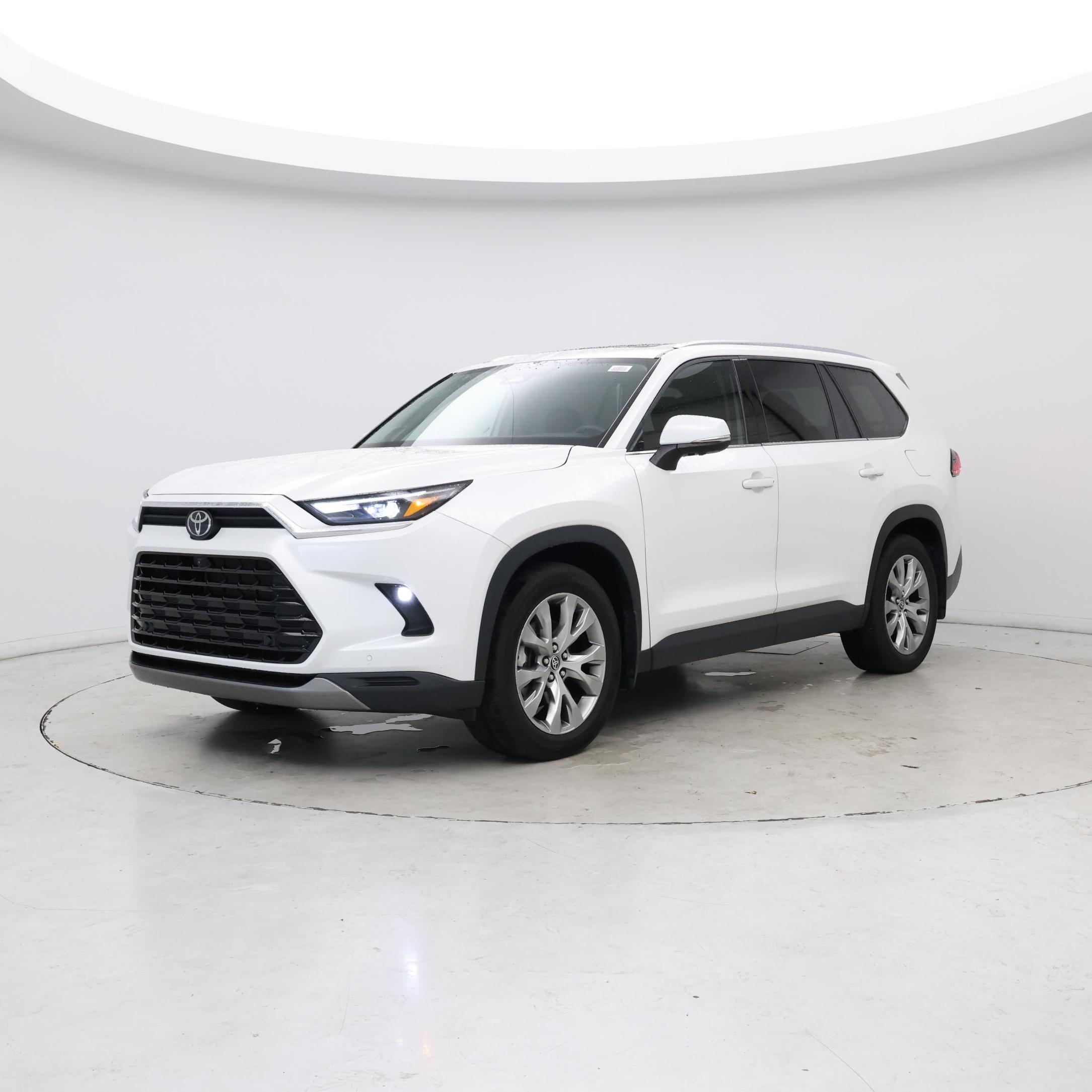 Thumbnail: 2024 Toyota Highlander - 4