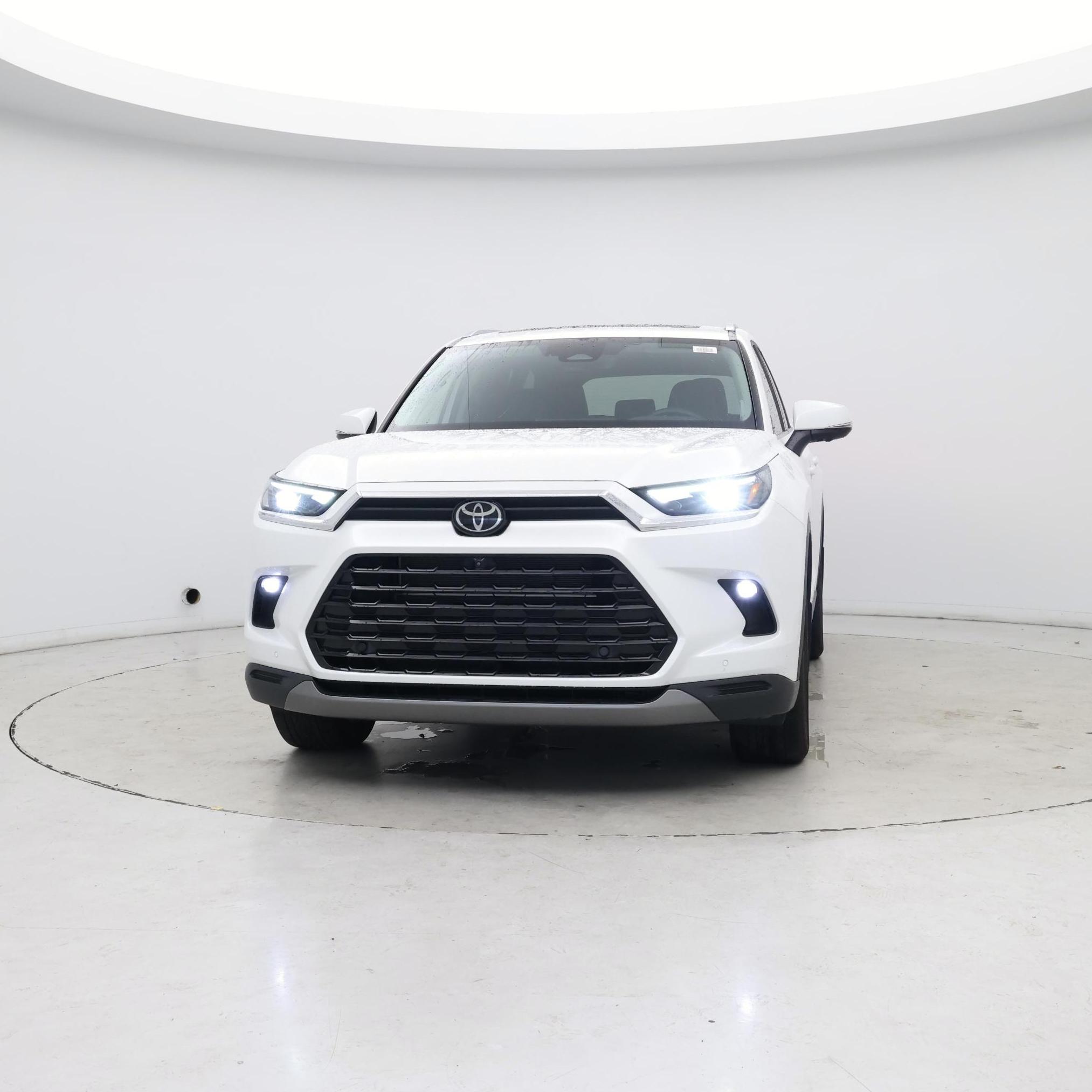 Thumbnail: 2024 Toyota Highlander - 5