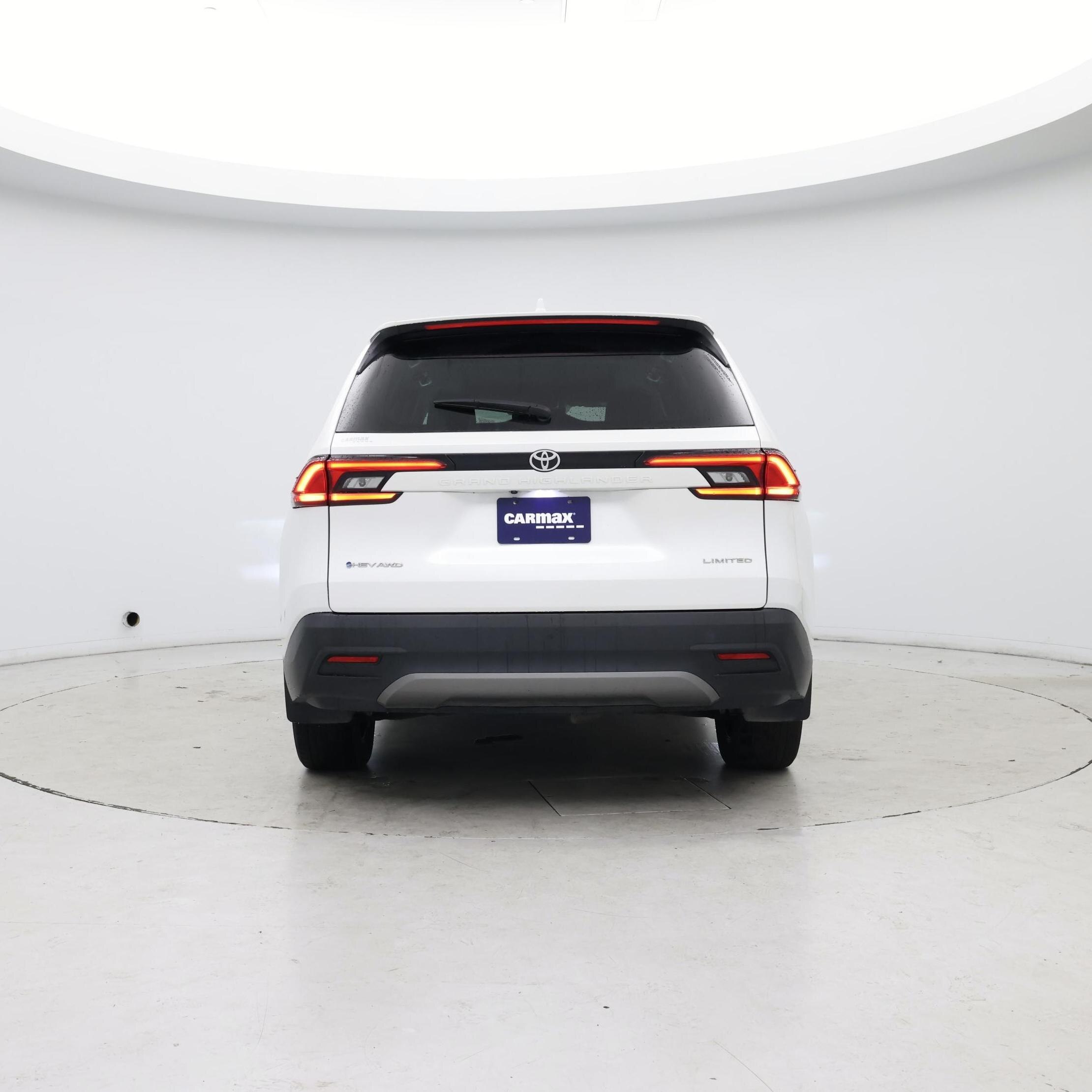 Thumbnail: 2024 Toyota Highlander - 6