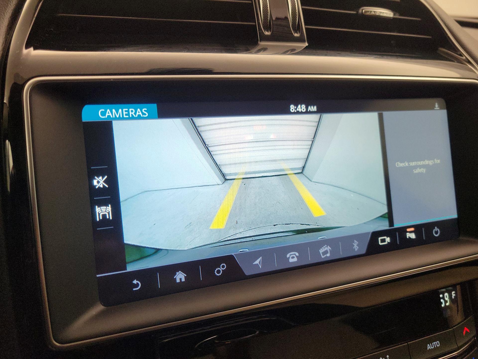 Thumbnail: 2019 Jaguar F-Pace - 15